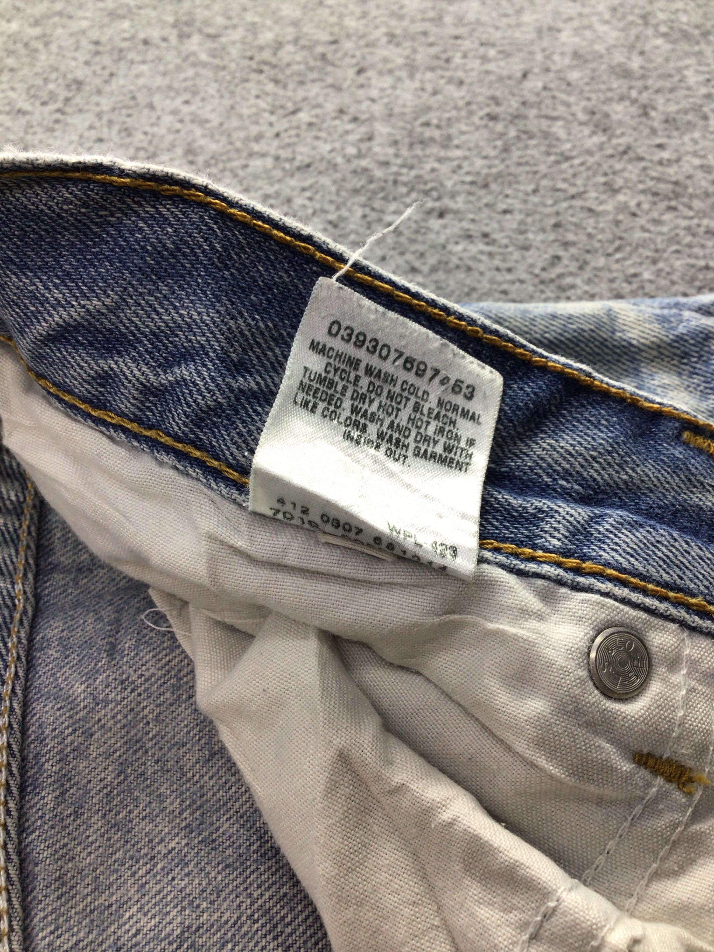 Levi's × Vintage Vintage Levis 505 Jeans-JM623 Size US 37 - 11 Thumbnail