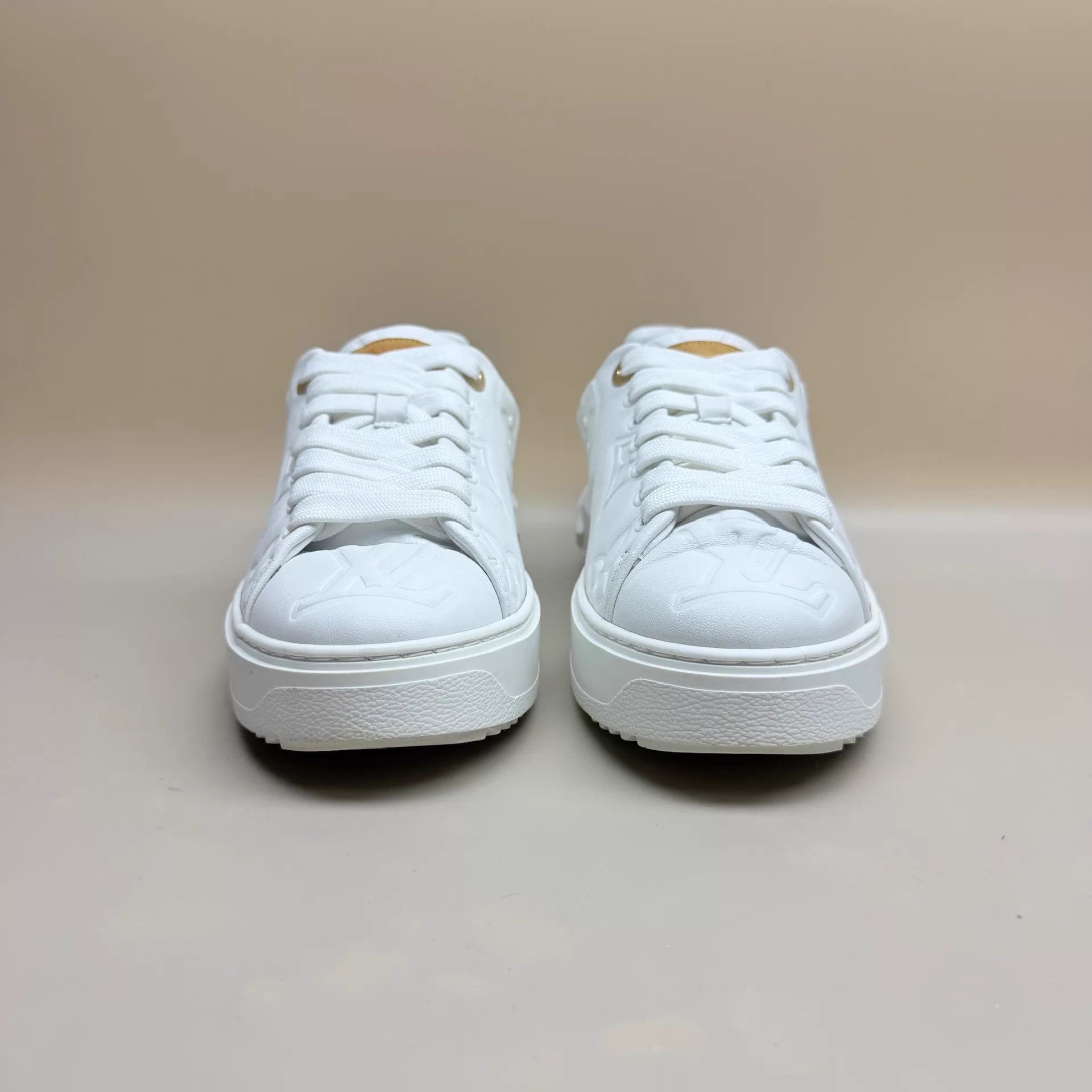 Louis Vuitton LV TimeOut W/B Embossed Platform Shoes 38 95new Size US 7.5 / IT 37.5 - 2 Thumbnail