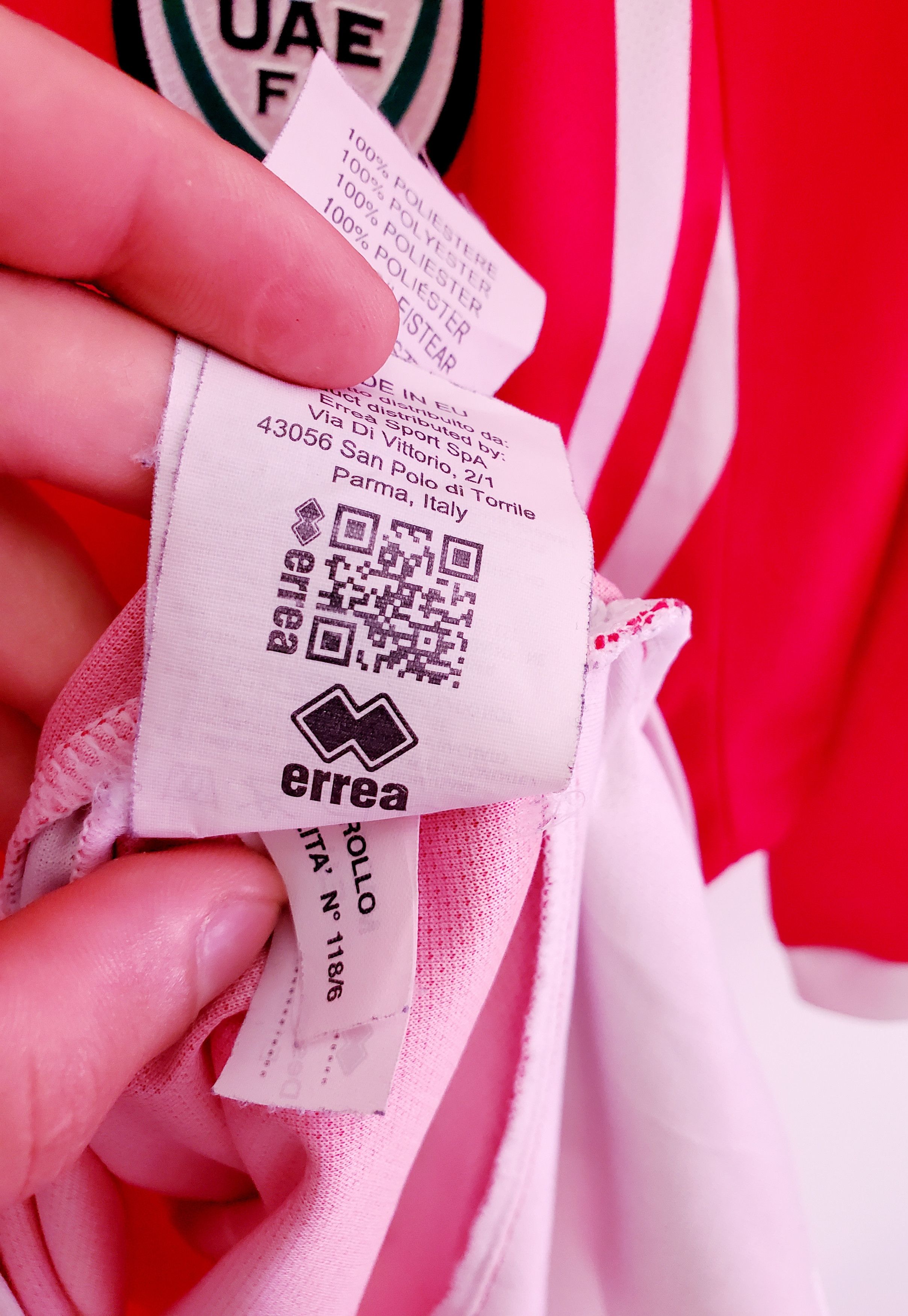Errea UAE National UNITED ARAB EMIRATES Jersey size M Size US M / EU 48-50 / 2 - 6 Thumbnail