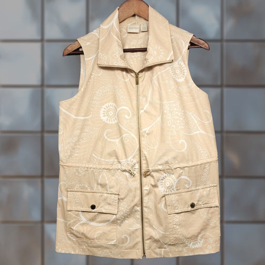 Vintage Chicos Zenergy Vest Women Medium Beige Pockets Performance Stretch Full Zip Size M / US 6-8 / IT 42-44 - 1 Thumbnail
