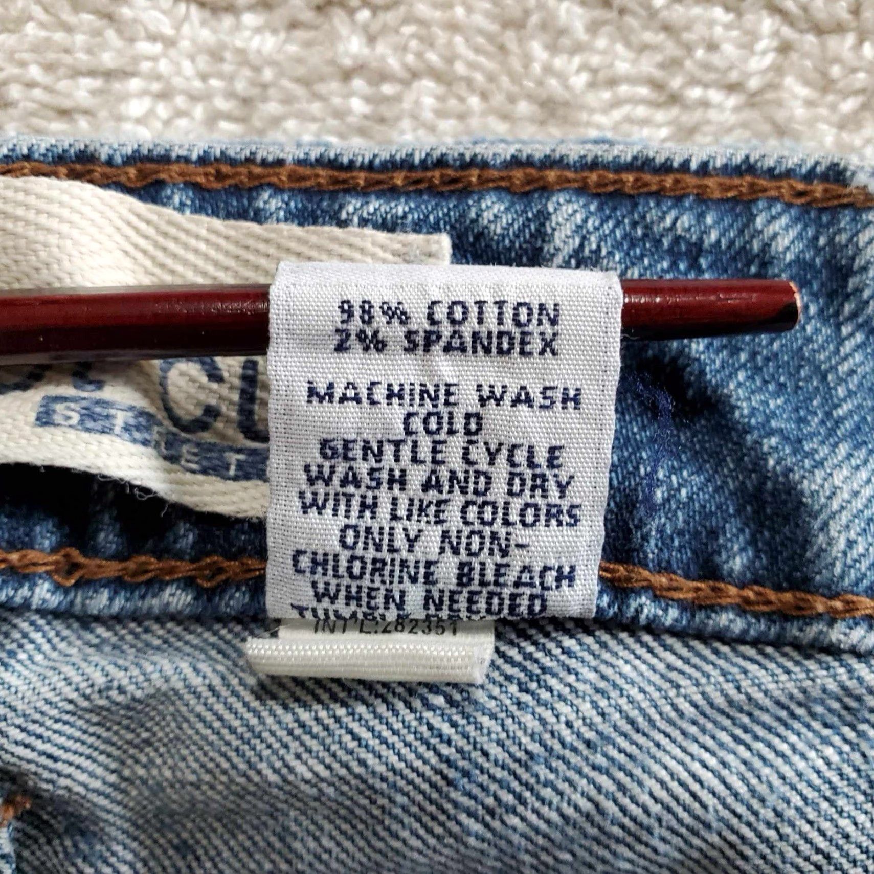 Gap VINTAGE Gap Bootcut Jeans Womens 4R Regular Altered Waist Blue Jeans Womens Size 27" / US 4 / IT 40 - 7 Thumbnail