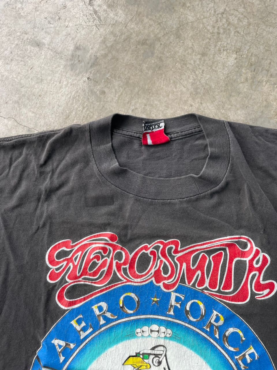 Aerosmith Vintage 90s Aerosmith Aero Force One Band Tees Size US L / EU 52-54 / 3 - 8 Thumbnail