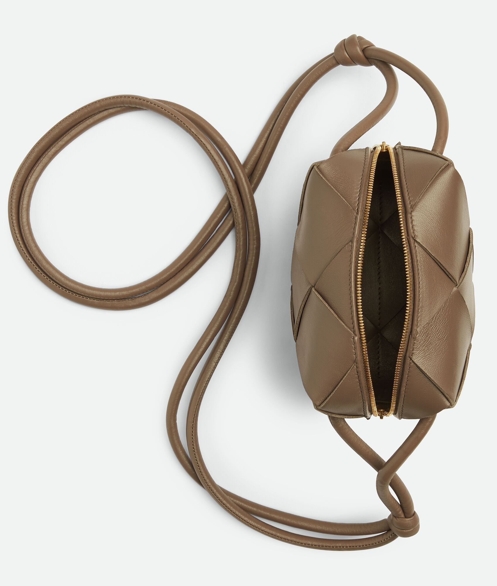 Bottega Veneta o1n1vont0325 Size: OS / Mini Cassette Camera Bag in Brown Size ONE SIZE - 3 Thumbnail