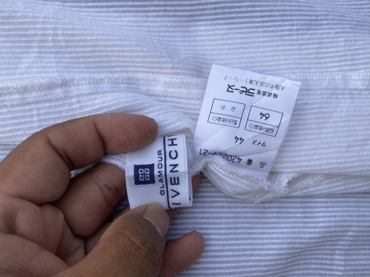 Givenchy Rare Vintage Givenchy Buttons Shirt Size US M / EU 48-50 / 2 - 13 Thumbnail