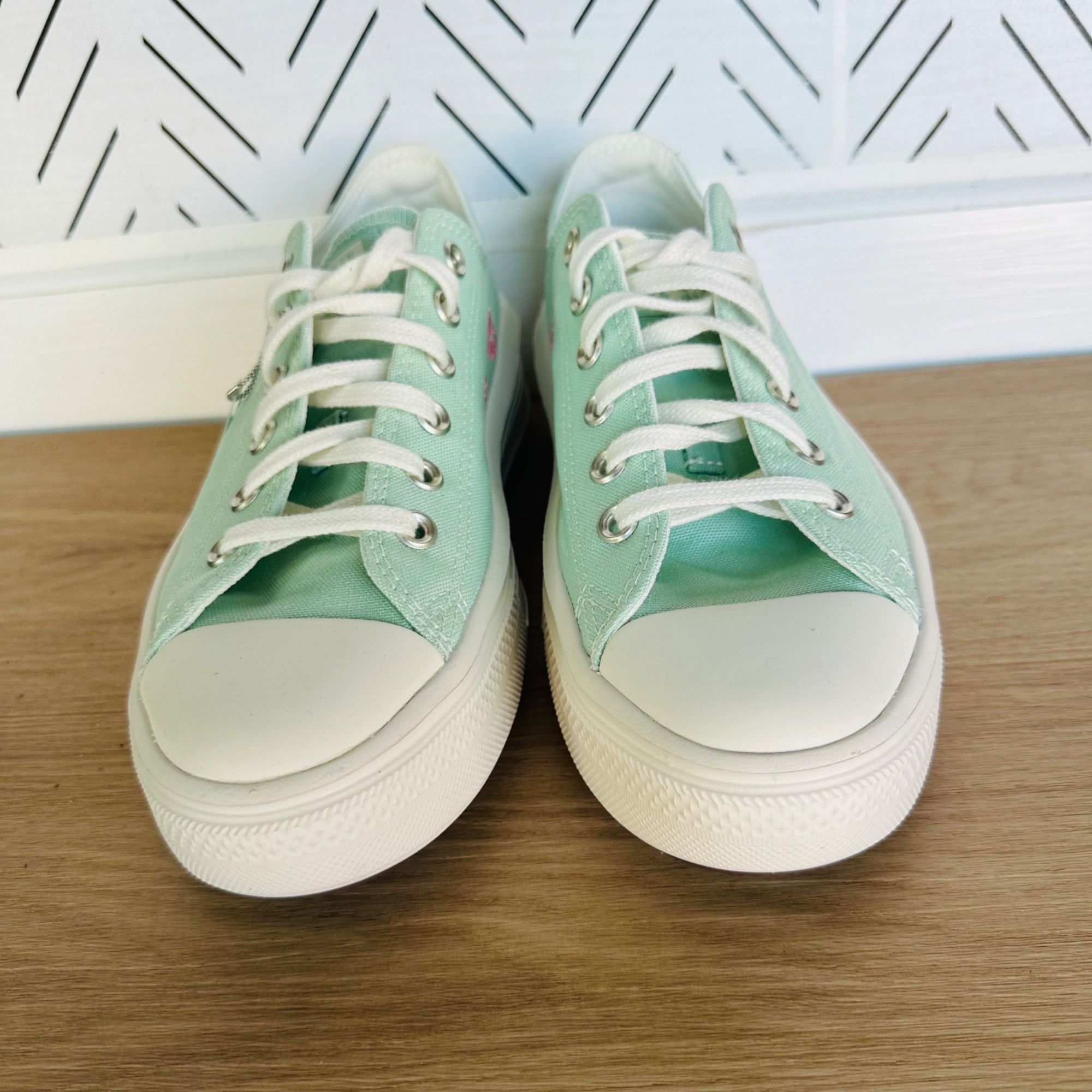 Converse ❤️Converse Chuck Taylor All Star Move Platform Sz 7.5 Women' Size US 7.5 / IT 37.5 - 12 Thumbnail