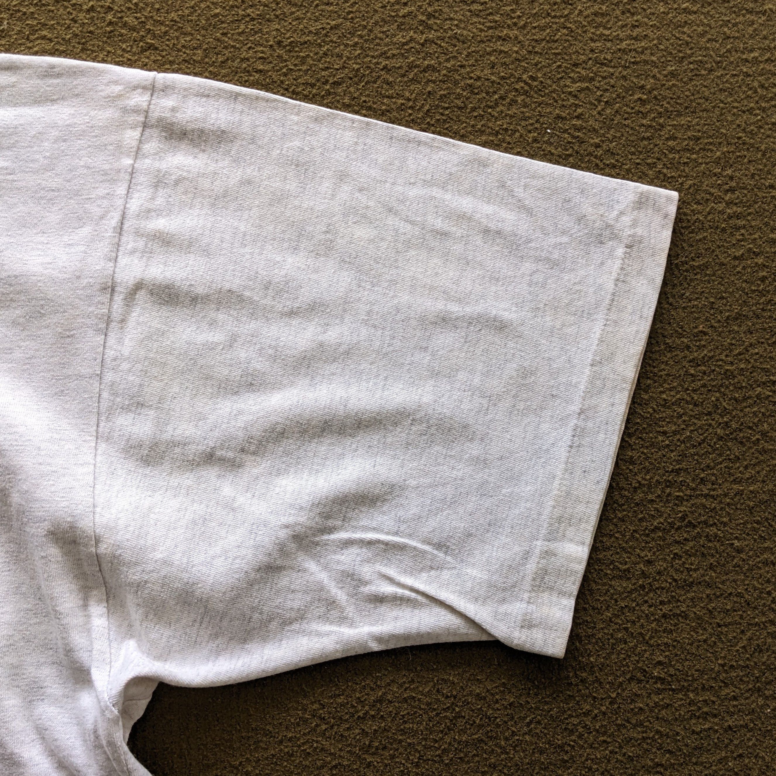 Vintage Vintage 90's Quicksilver American Surfing Style T-shirt Size US XL / EU 56 / 4 - 6 Thumbnail