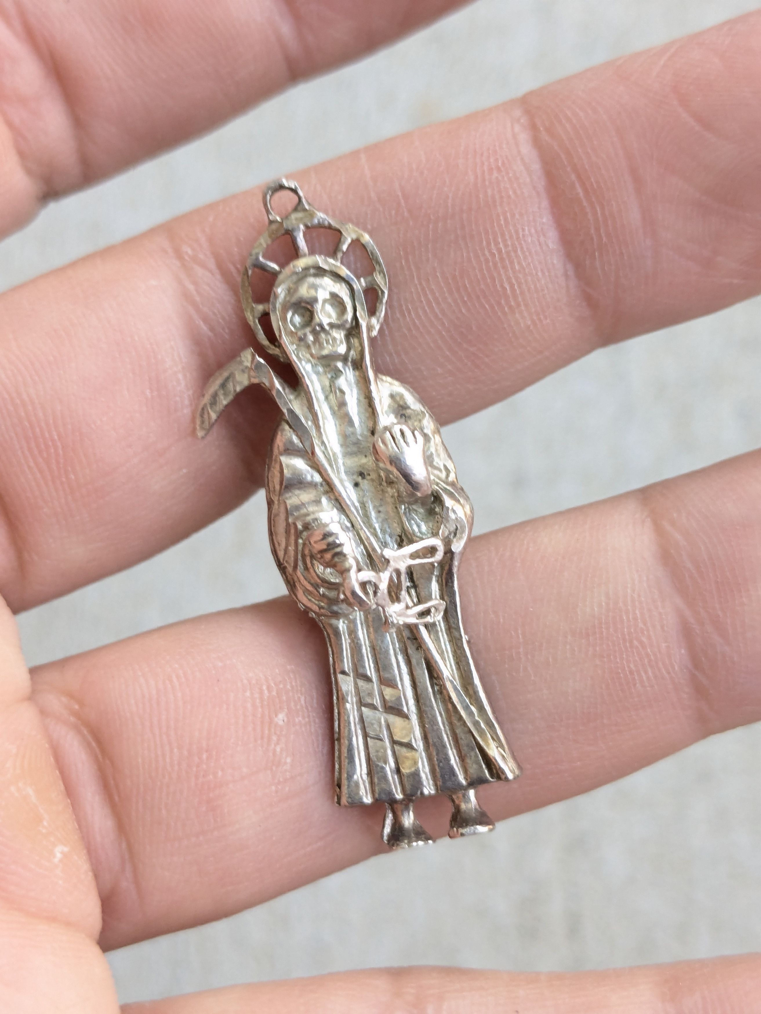 Jewelry Vintage Sterling Silver Pendant Grim Reaper Skull Skeleton Size ONE SIZE - 7 Thumbnail