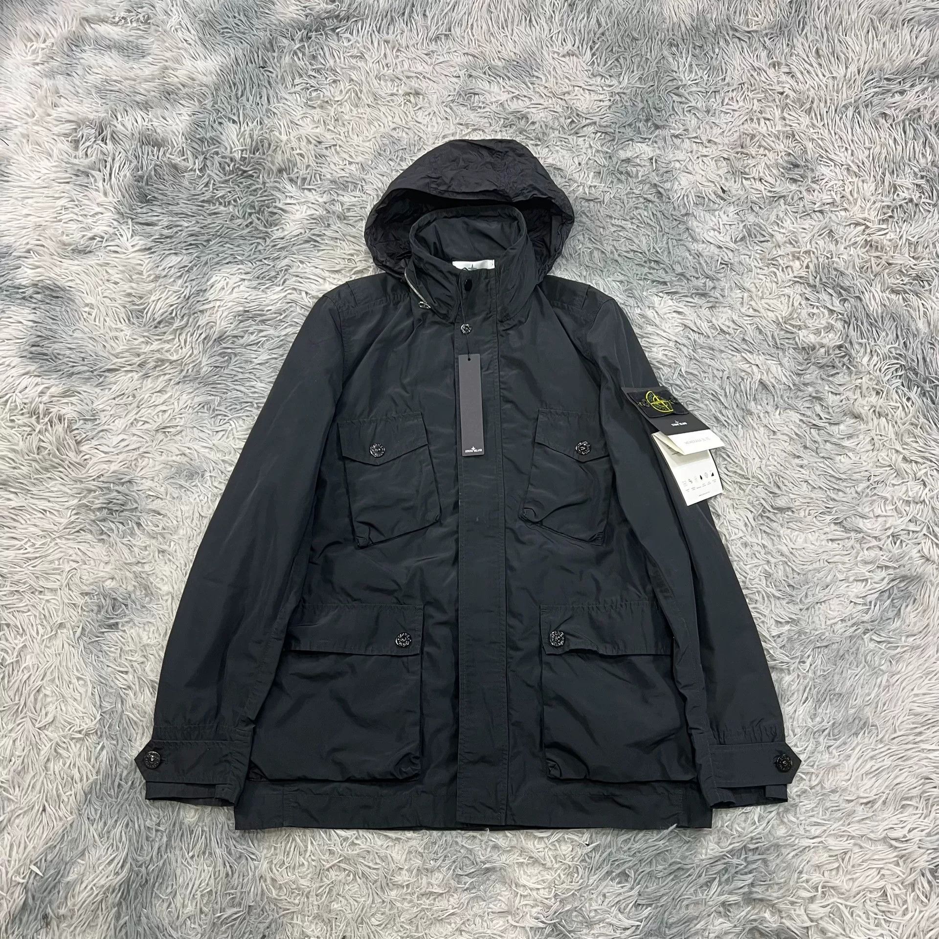 Stone Island Stone Island Jacket Size L Size US L / EU 52-54 / 3 - 1 Thumbnail
