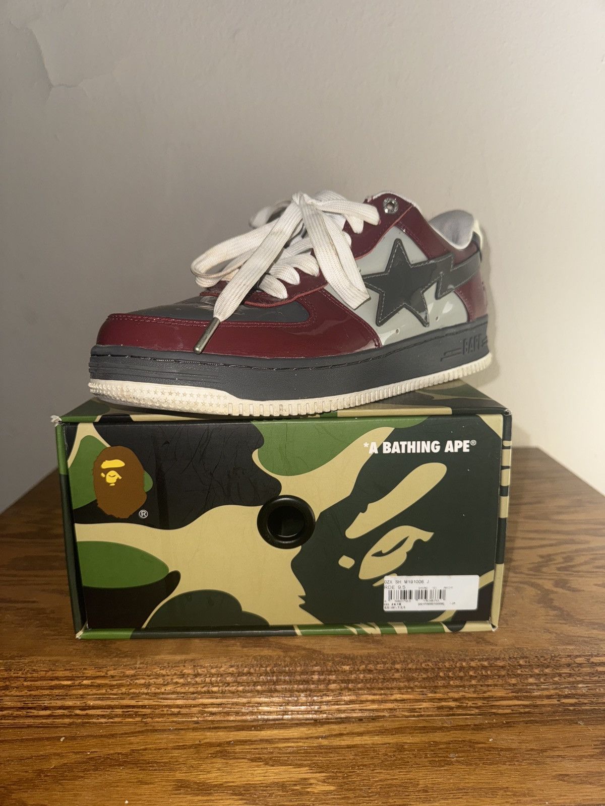 Bape Bape Sta Nostalgic Burgundy Grey Size US 9.5 / EU 42-43 - 1 Thumbnail