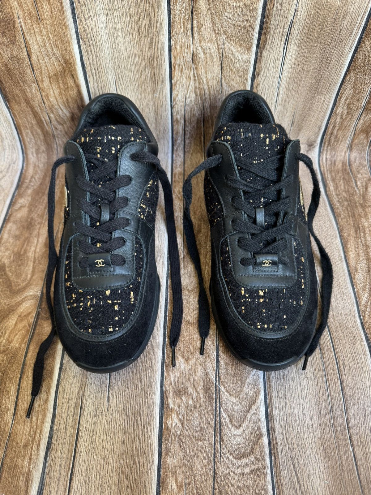 Chanel Suede Cc logo tweed trainers Size US 6 / EU 39 - 5 Thumbnail