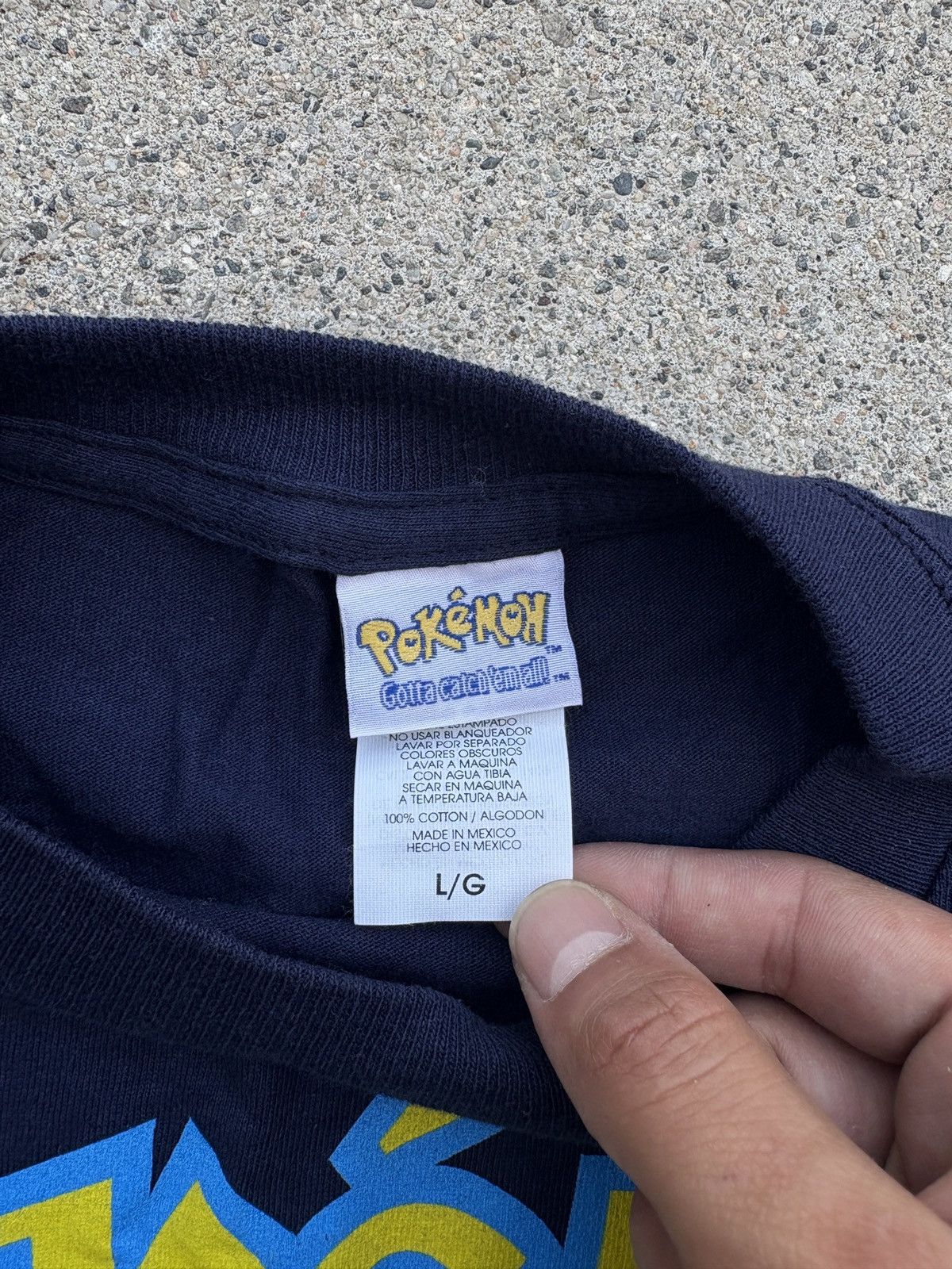 Pokemon Vintage 1999 Pokèmon “Blastoise” Navy Blue L/S Shirt Size L Size US L / EU 52-54 / 3 - 3 Thumbnail