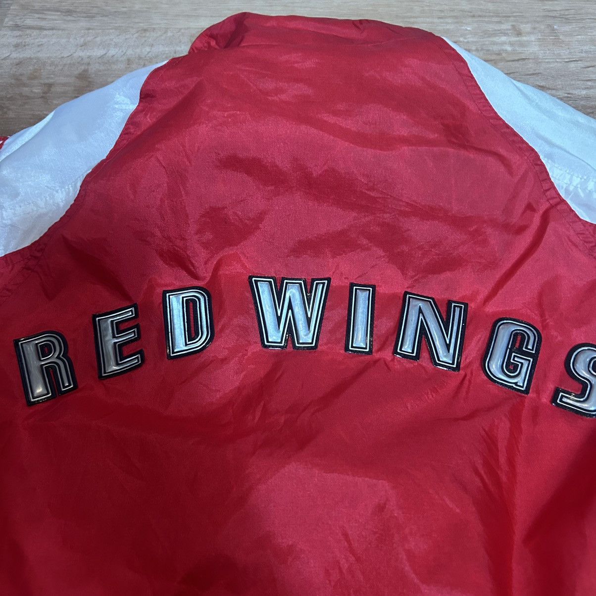 Pro Player 1990s Vintage Detroit Red Wings Embroidered Windbreaker M Size US M / EU 48-50 / 2 - 5 Thumbnail