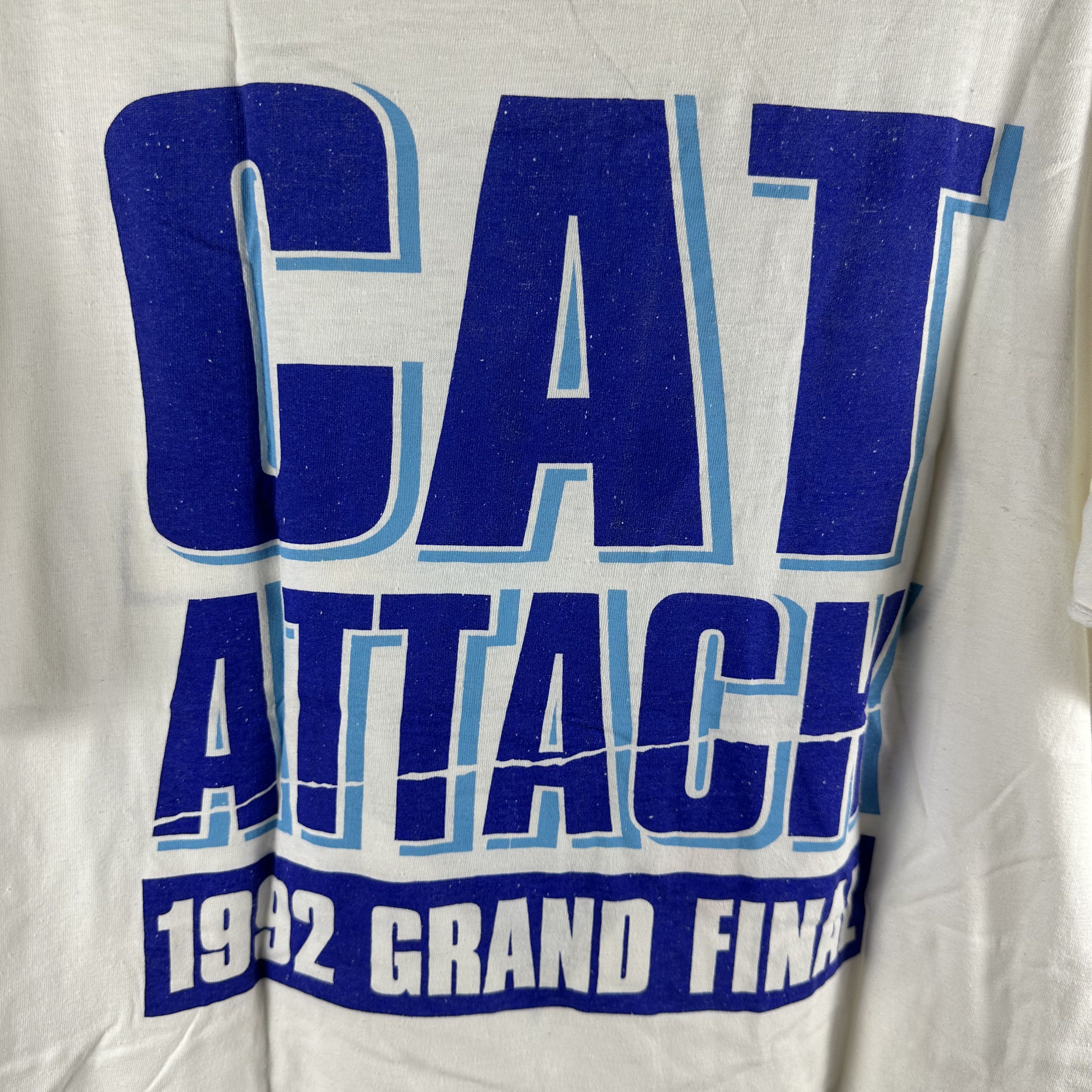 Vintage Vintage 1992 Geelong Cats Cat Attack AFL Grand Final T-shirt Size US L / EU 52-54 / 3 - 4 Thumbnail