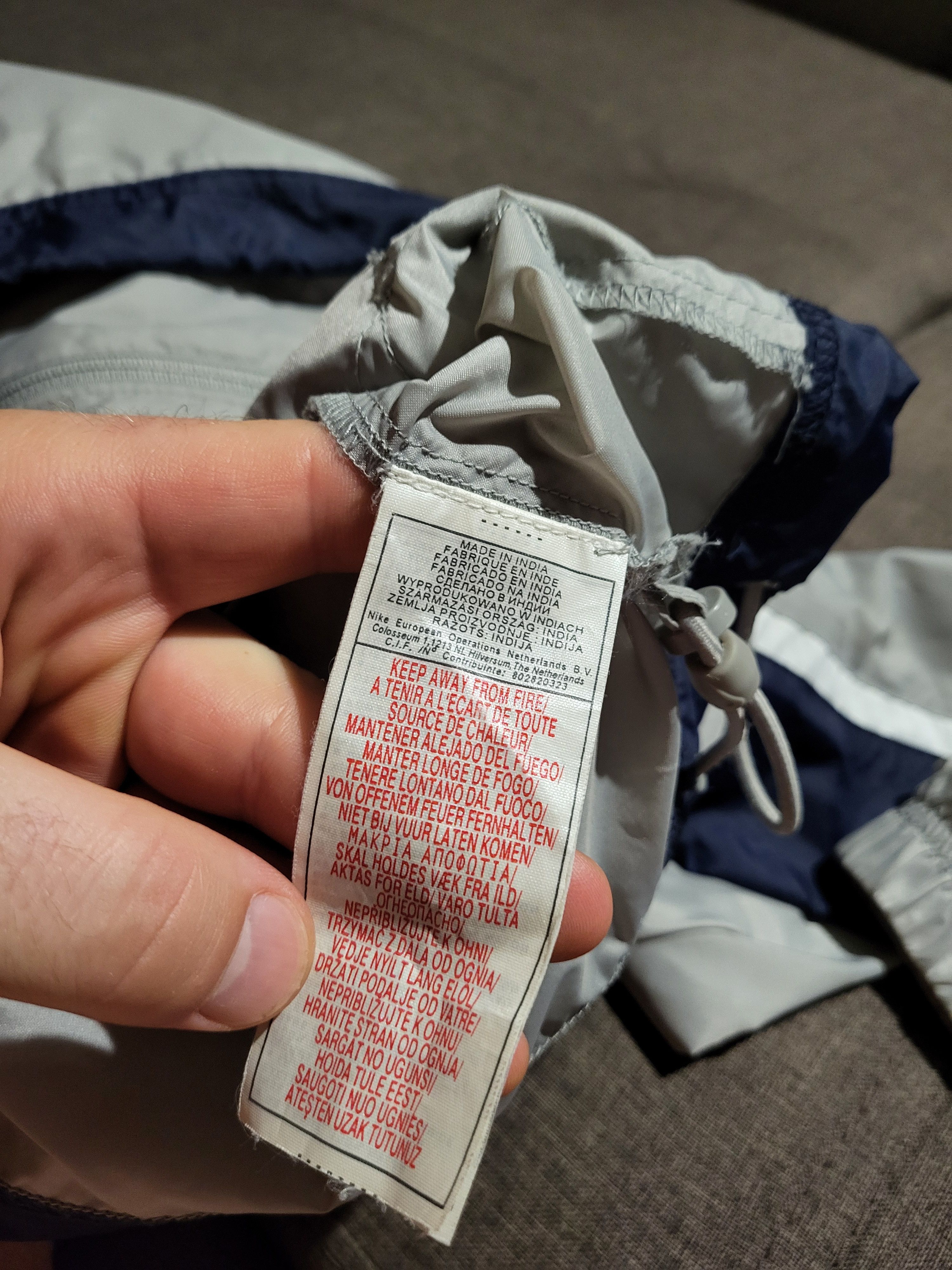 Nike vintage NIKE light jacket M Size US M / EU 48-50 / 2 - 11 Thumbnail