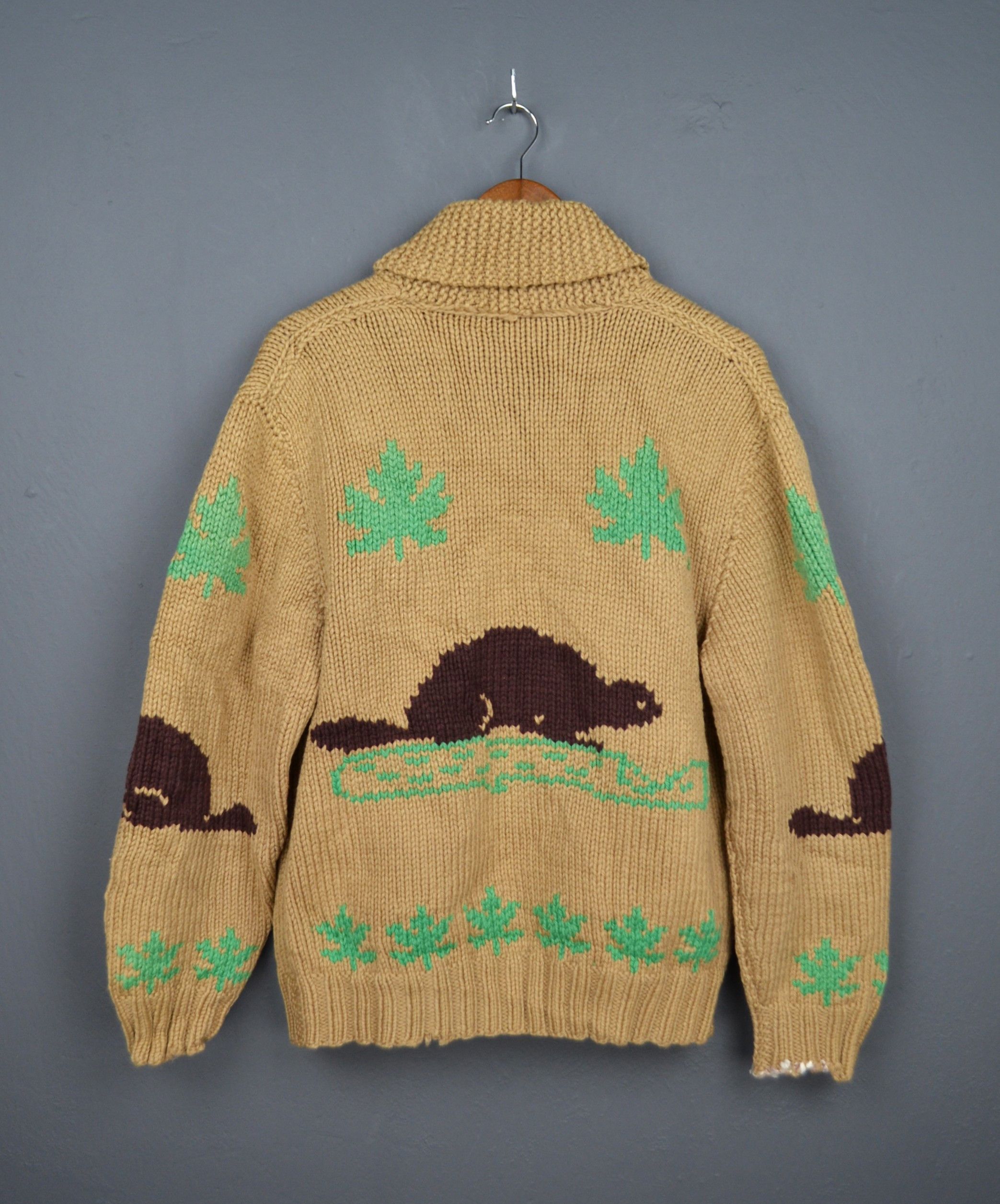 Vintage Vintage Hand Knit Wool Cowichan Siwash Pole Beaver Leaves Size US L / EU 52-54 / 3 - 2 Thumbnail