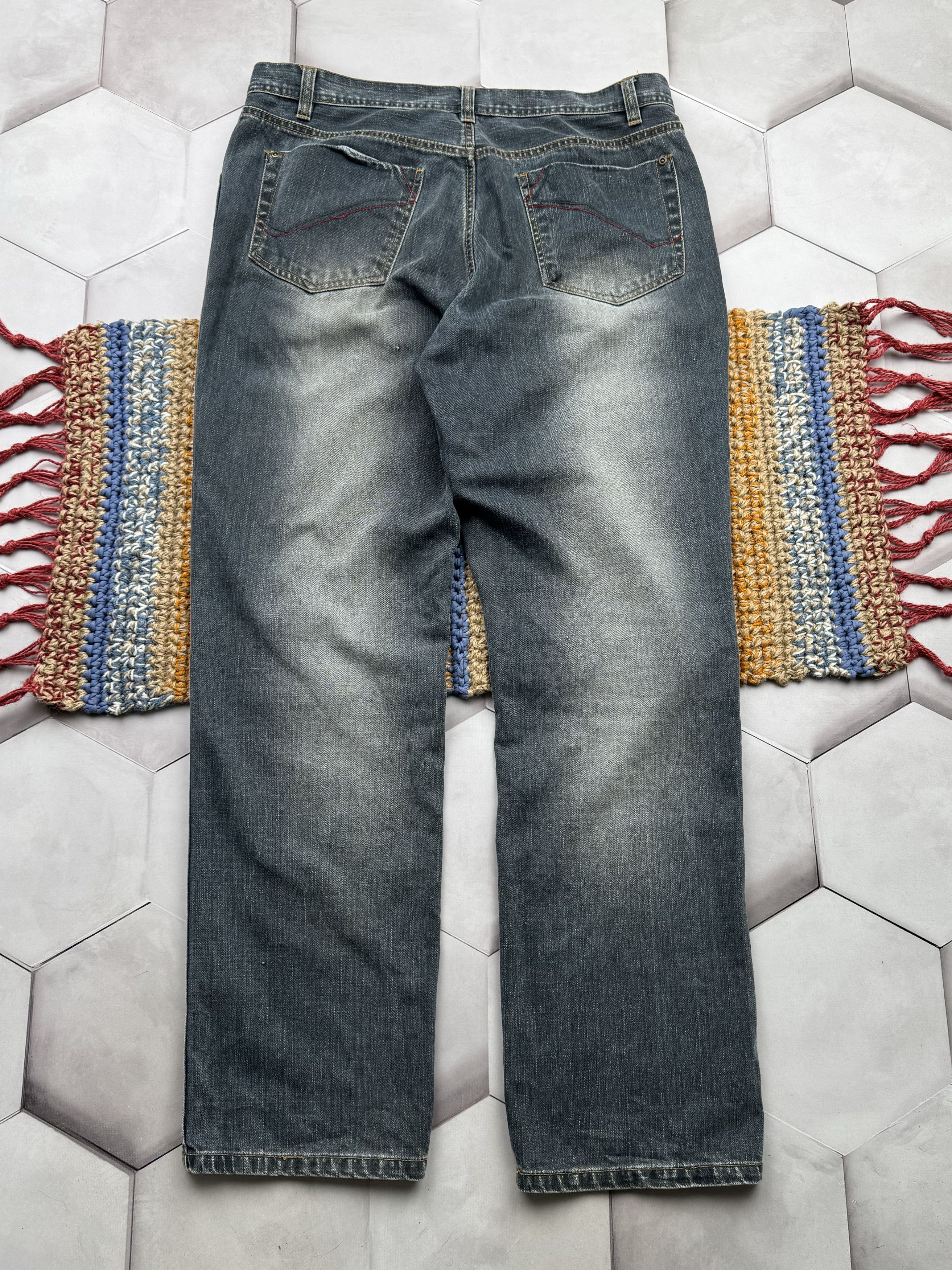 Japanese Brand Vintage Loose Fit Faded Jeans (E4) Size US 36 / EU 52 - 6 Thumbnail