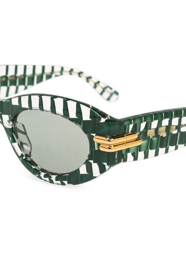 Bottega Veneta o1w1db10126 Size: OS / Mitre Oval Sunglasses in Green Size ONE SIZE - 4 Thumbnail