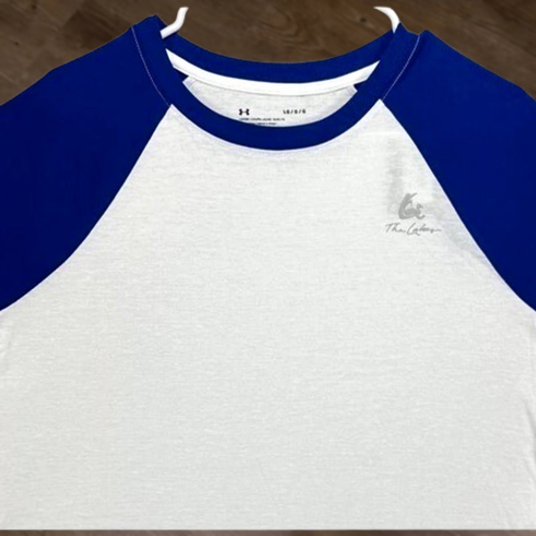 Under Armour Under Armour T-Shirt Womens Small The Lake White Colorblock 3-Quarter Sleeve NEW Size S / US 4 / IT 40 - 1 Thumbnail