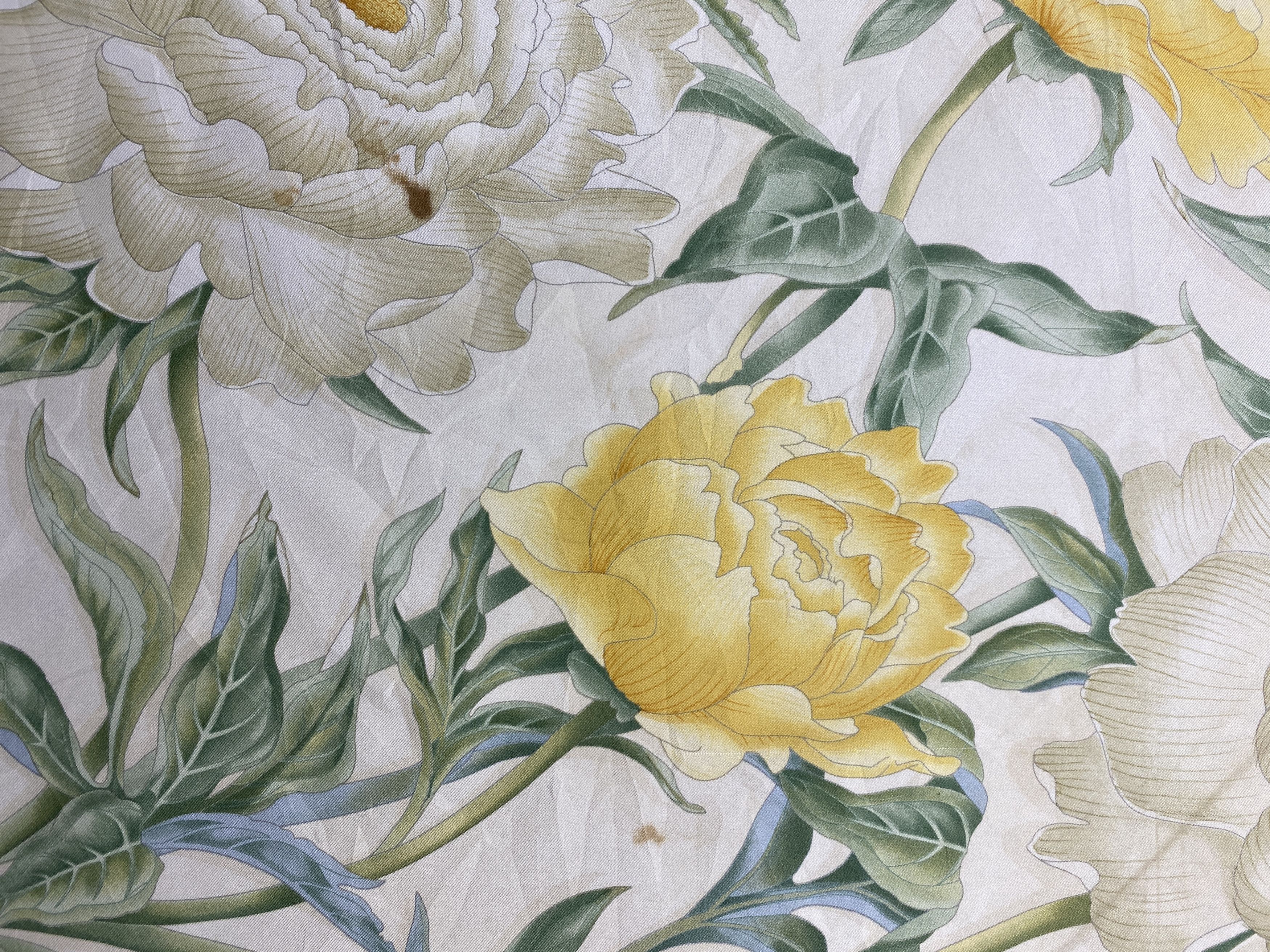 Japanese Brand Vintage Japanese Brand Floral Silk Scarf SN0100 Size ONE SIZE - 7 Thumbnail