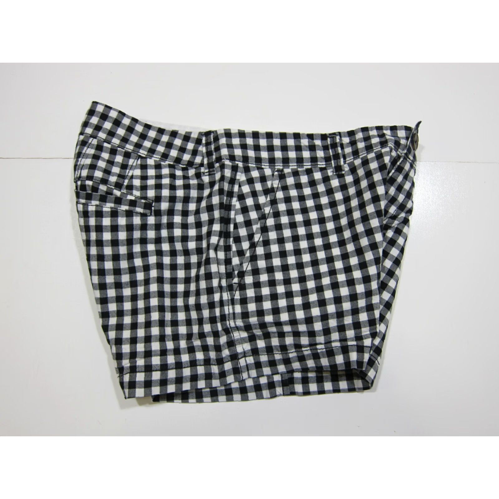 Old Navy Old Navy 100% Cotton Black White Plaid Casual Chino Shorts With Pockets Women 0 Size 30" / US 8 / IT 44 - 6 Thumbnail
