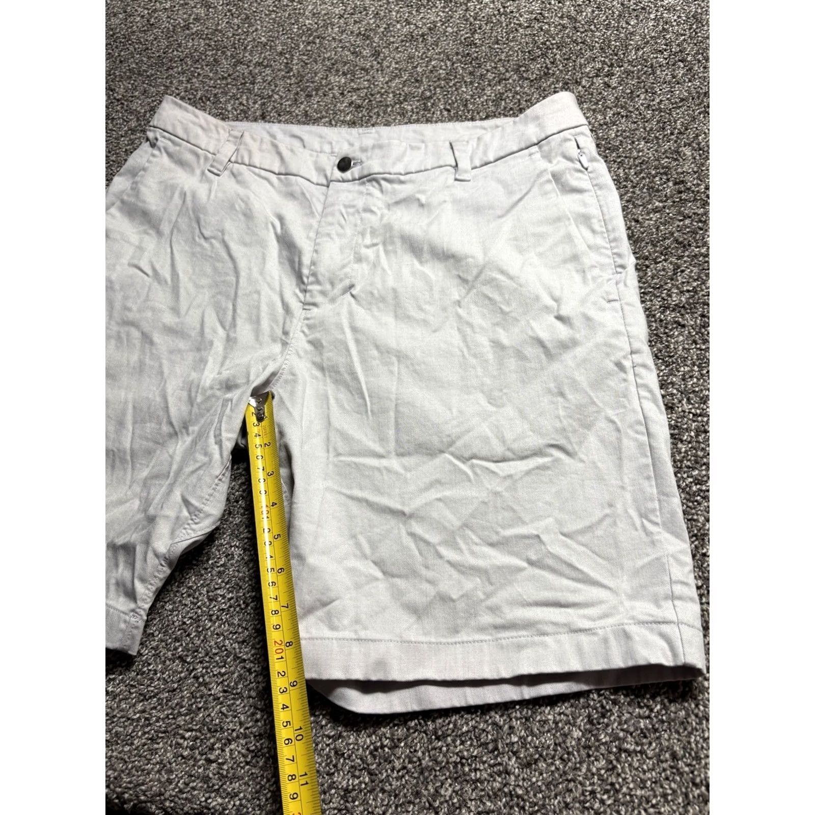 Lululemon Lululemon Commission Shorts Mens 36 Gray Chino Stretch Casual LM7AUES Size US 36 / EU 52 - 4 Thumbnail