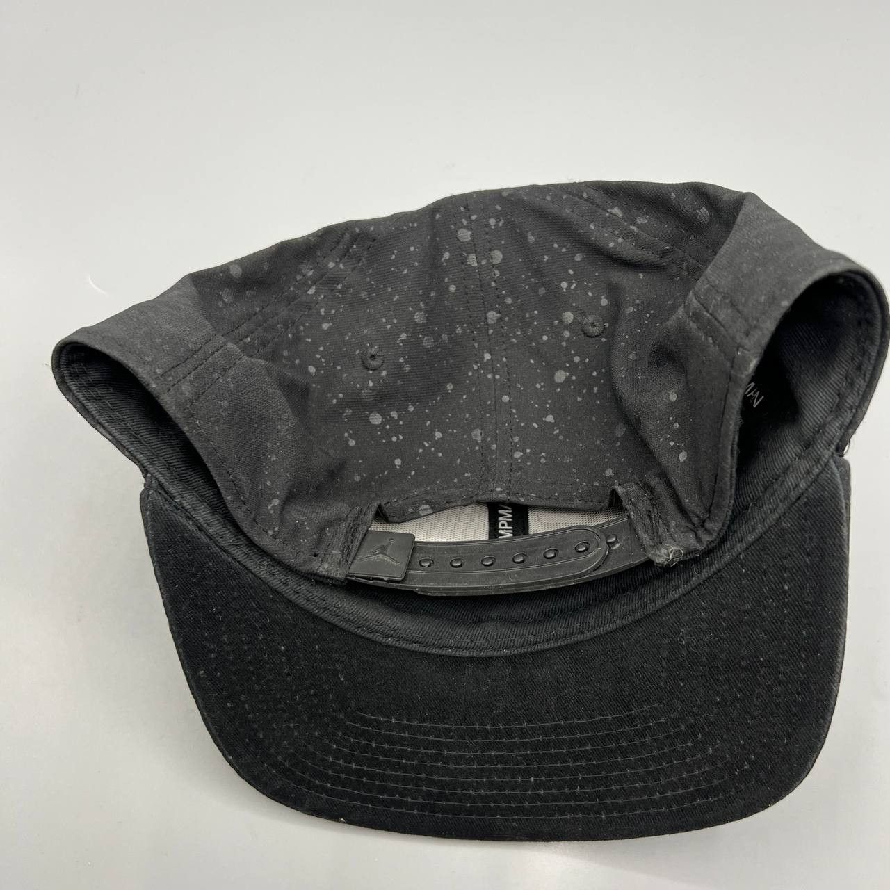 Jordan Brand Air Jordan Hat Men Black Speckle Print Jumpman Snap Back Cap Size ONE SIZE - 5 Thumbnail