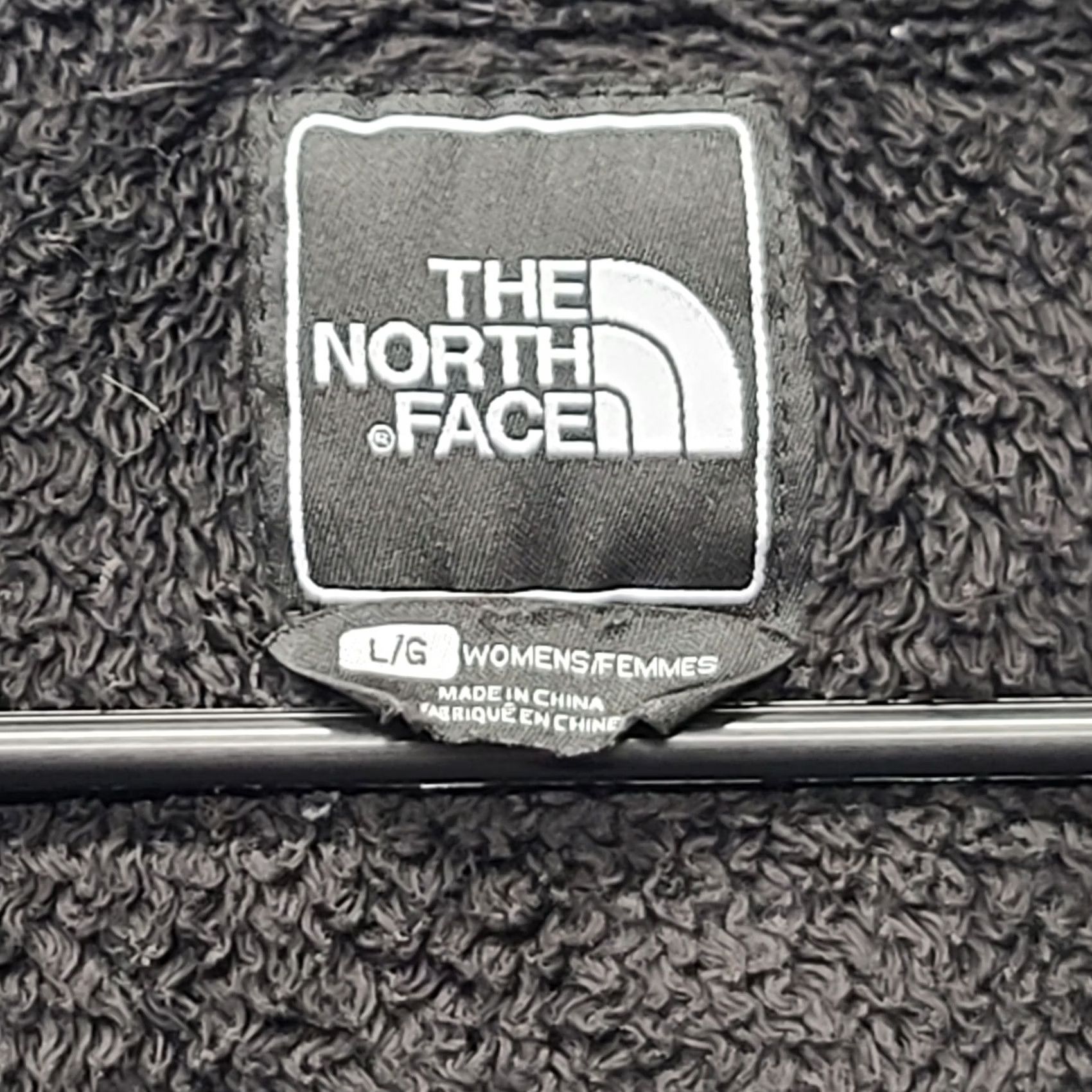 The North Face The North Face Denali Jacket Women's L Black Relaxed Fleece Full Zip Hooded Mid-Length Size L / US 10 / IT 46 - 2 Thumbnail