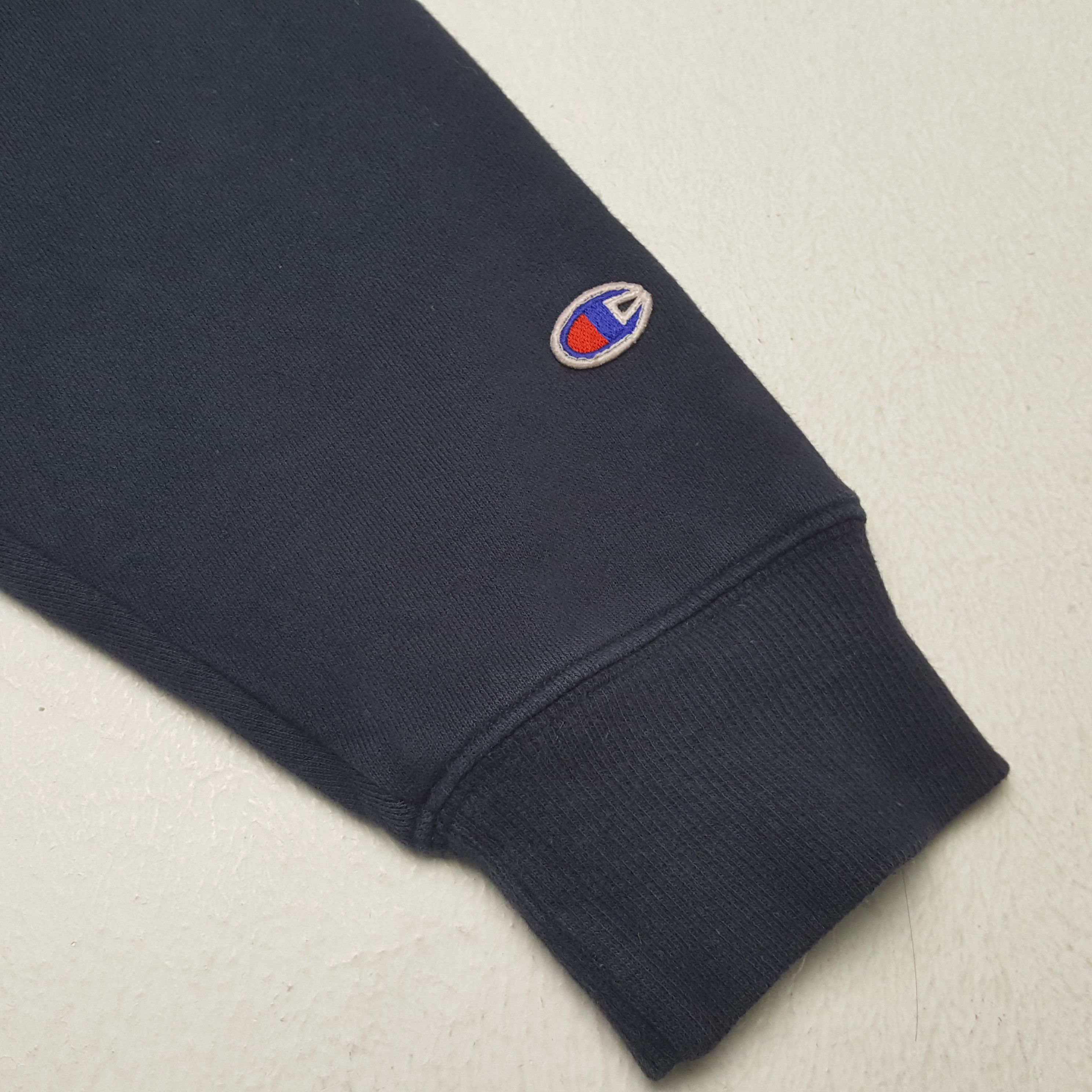 Champion × Vintage Vintage CHAMPION Sportswear Skateboard Style Sweatshirts Size US L / EU 52-54 / 3 - 6 Thumbnail