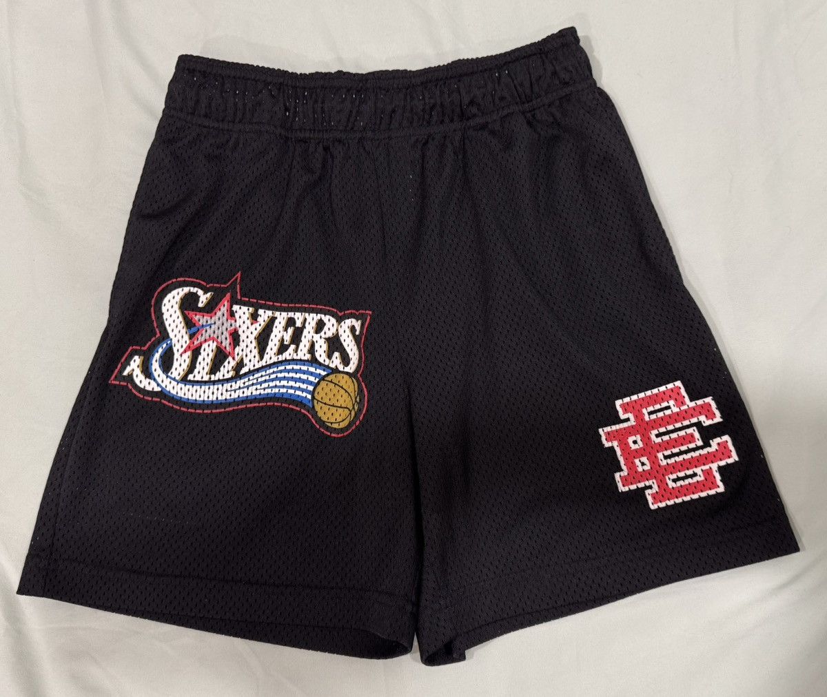 Eric Emanuel Eric Emanuel Philadelphia Sixers Shorts Size US 30 / EU 46 - 1 Thumbnail