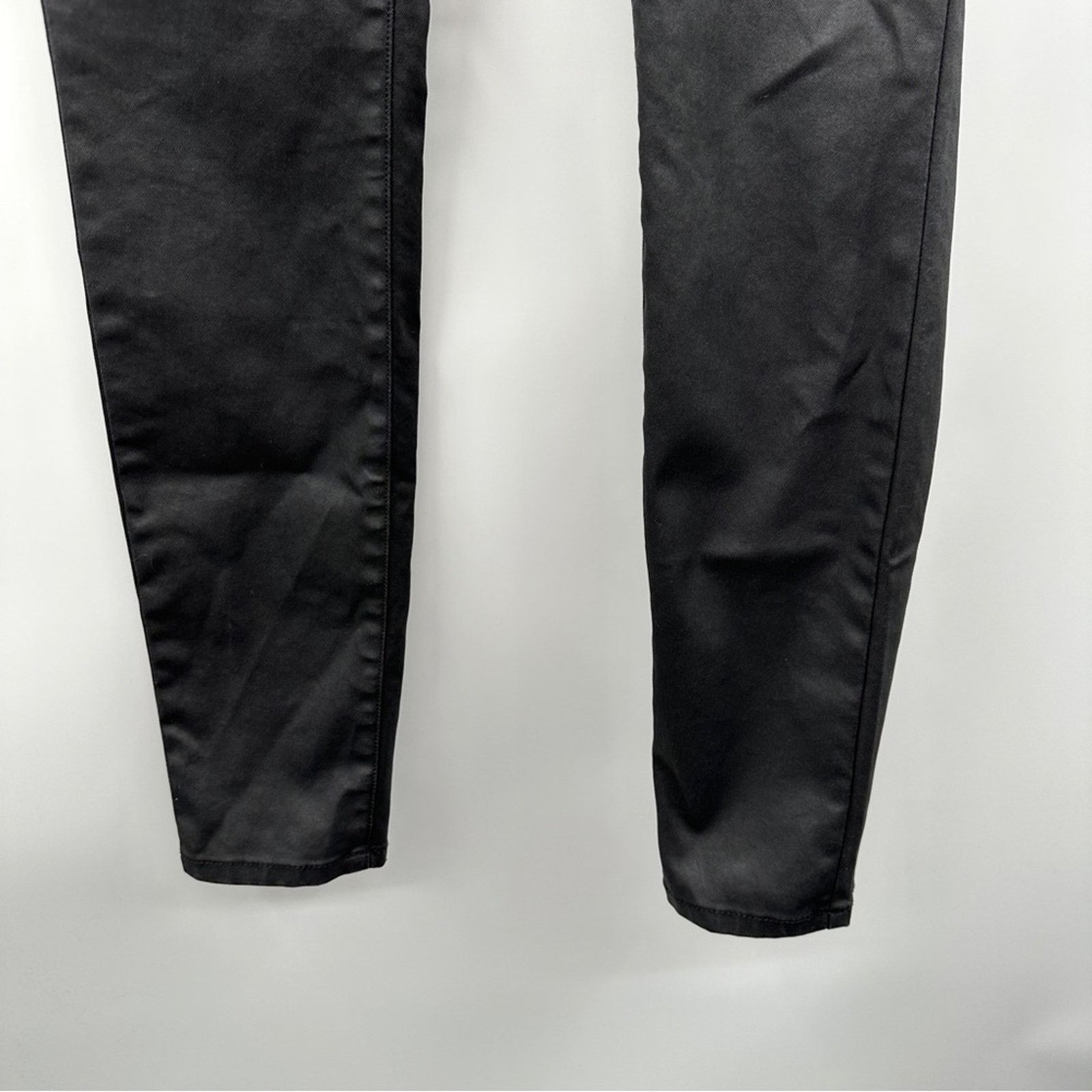 Eileen Fisher Eileen Fisher Black Coated Denim Mid Rise Skinny Pants Sz 6 Size 28" / US 6 / IT 42 - 3 Thumbnail