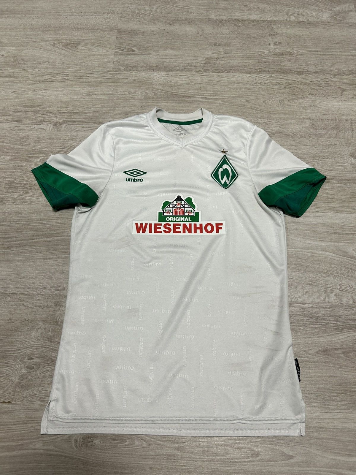 Umbro Umbro Soccer Jersey FC Werder Bremen 2021/22 home shirt Size US S / EU 44-46 / 1 - 1 Thumbnail