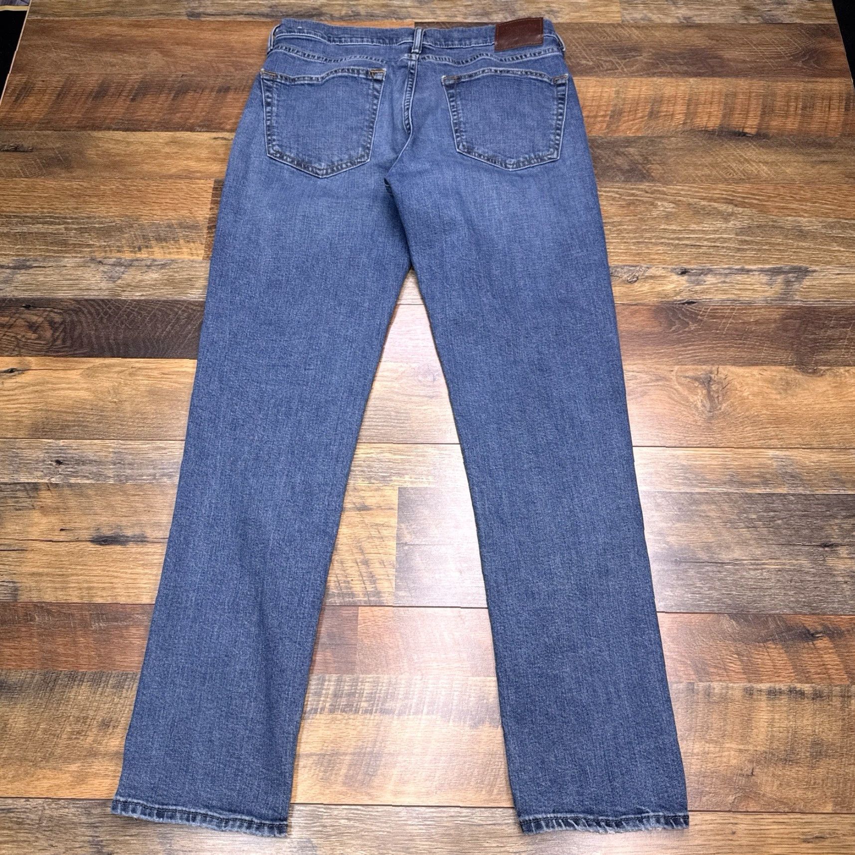 Abercrombie & Fitch Abercrombie & Fitch Mens Skinny Jeans Athletic 32x32 Distressed Stretch Denim Blue 5-Pocket City Leather Logo? Size US 32 / EU 48 - 3 Thumbnail