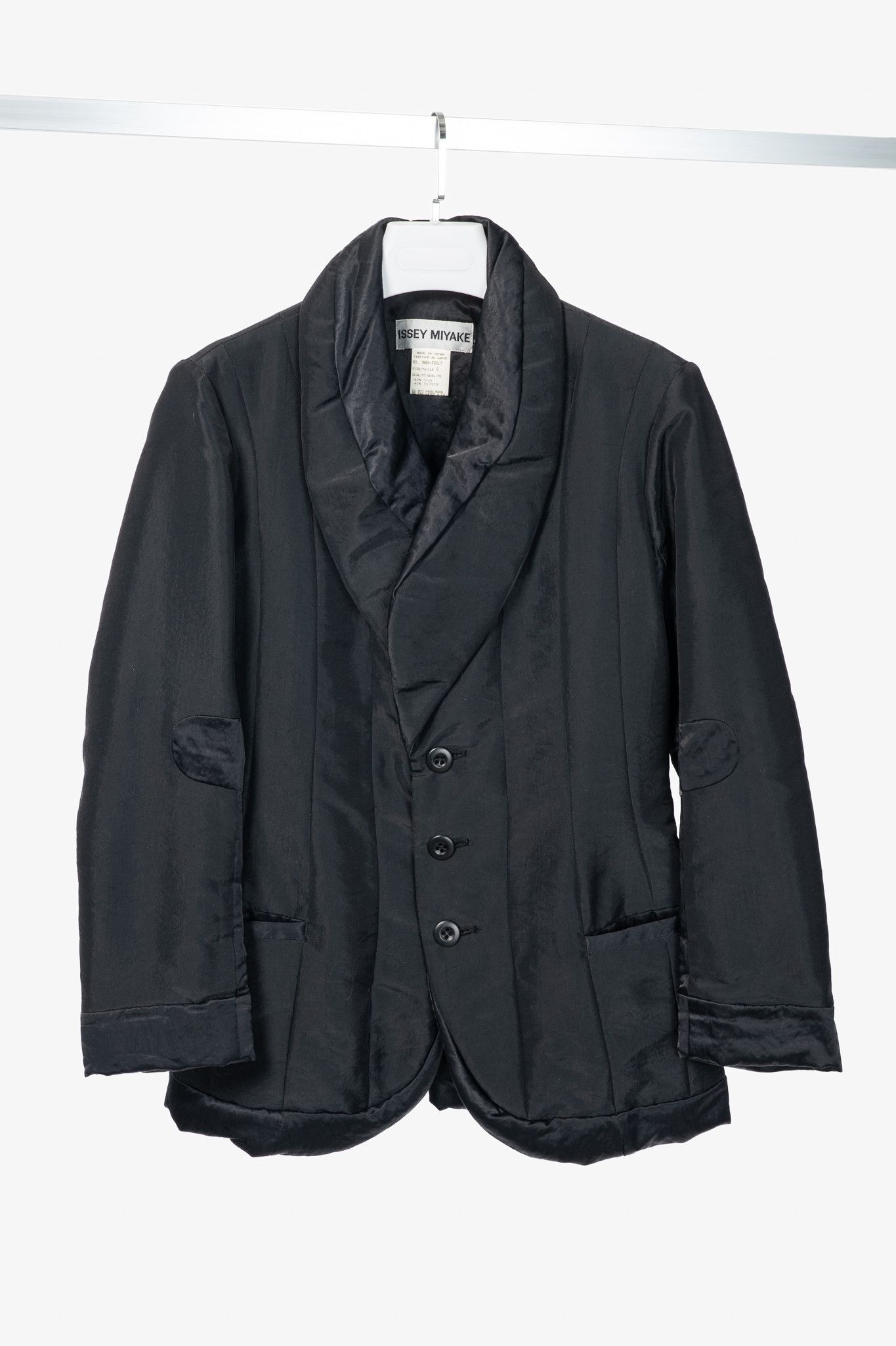 Issey Miyake Issey Miyake AW95 Black Twill & Satin Padded Blazer Size S / US 4 / IT 40 - 1 Thumbnail