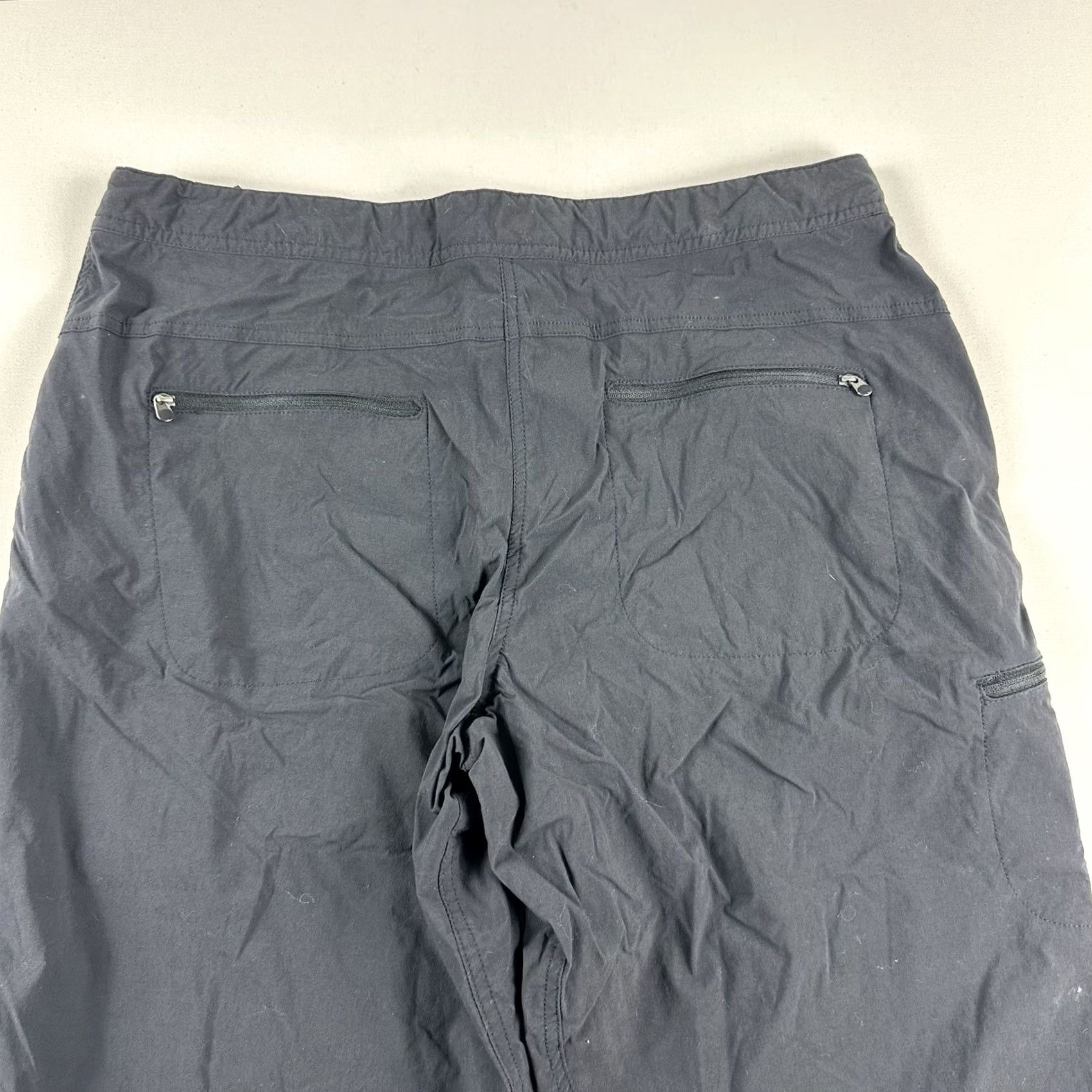 Vintage LL Bean Cargo Pants Womens Petite P16 Black Cropped Trail Hiking Outdoor 300440 Size 38" / US 16 / IT 52 - 4 Thumbnail