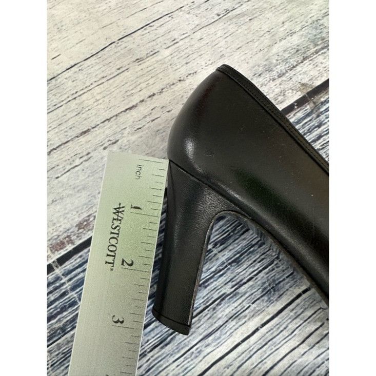 Gucci Vintage Gucci Black Leather Mid-Heel Pumps with Gold Monogra Size US 6.5 / IT 36.5 - 8 Thumbnail