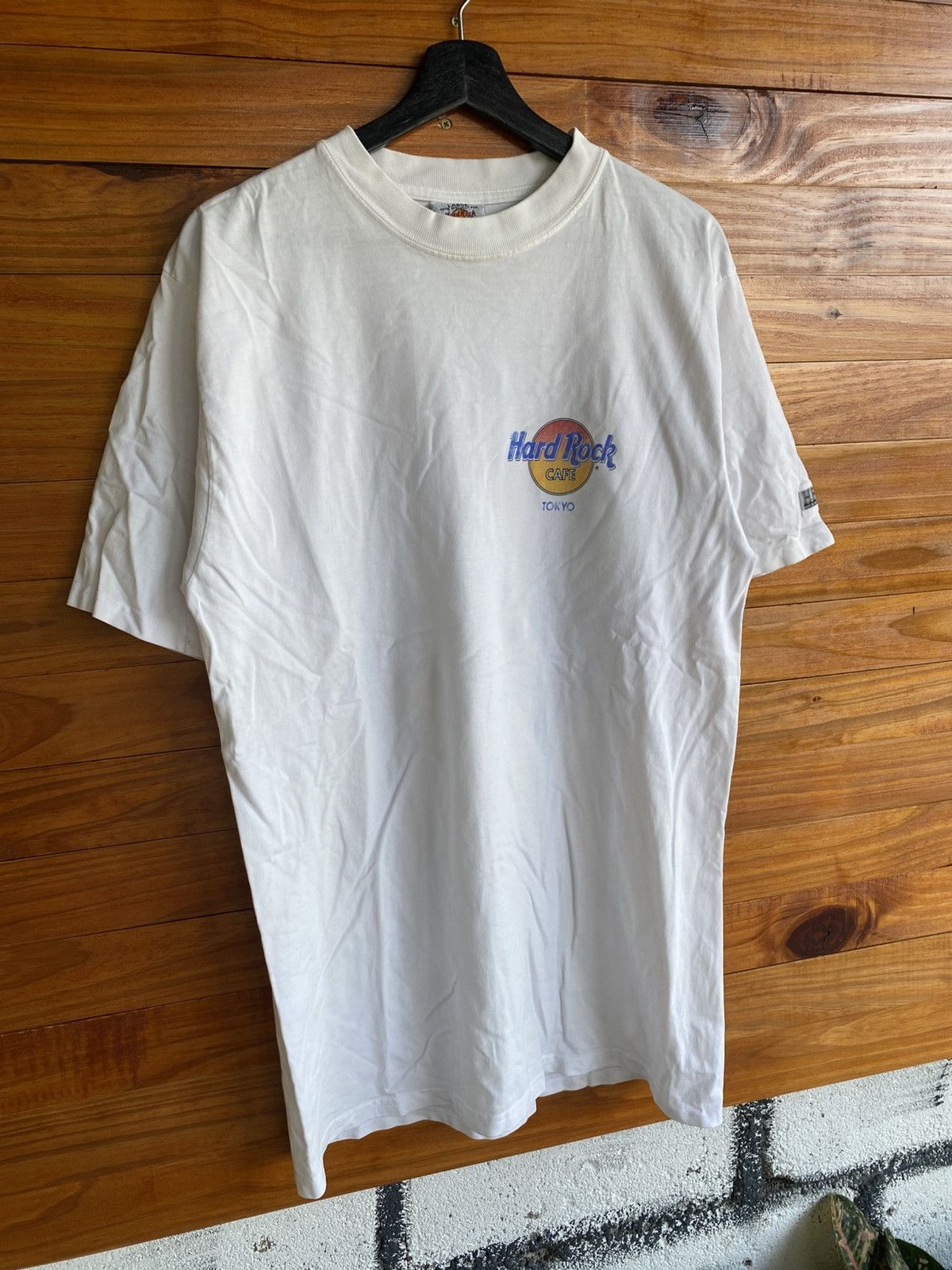 Hard Rock Cafe Vintage Hard Rock Cafe Tokyo T-Shirt Capital of Rock n’ Roll Size US L / EU 52-54 / 3 - 11 Thumbnail
