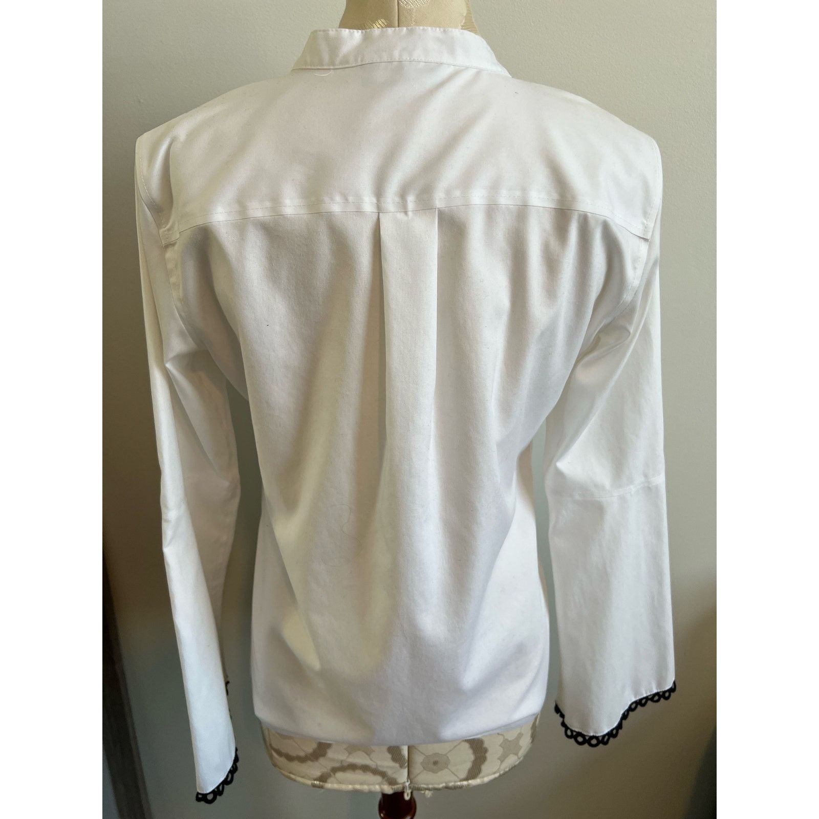 Karl Lagerfeld Karl Lagerfeld Paris White Button Up Blouse Small Size S / US 4 / IT 40 - 5 Thumbnail