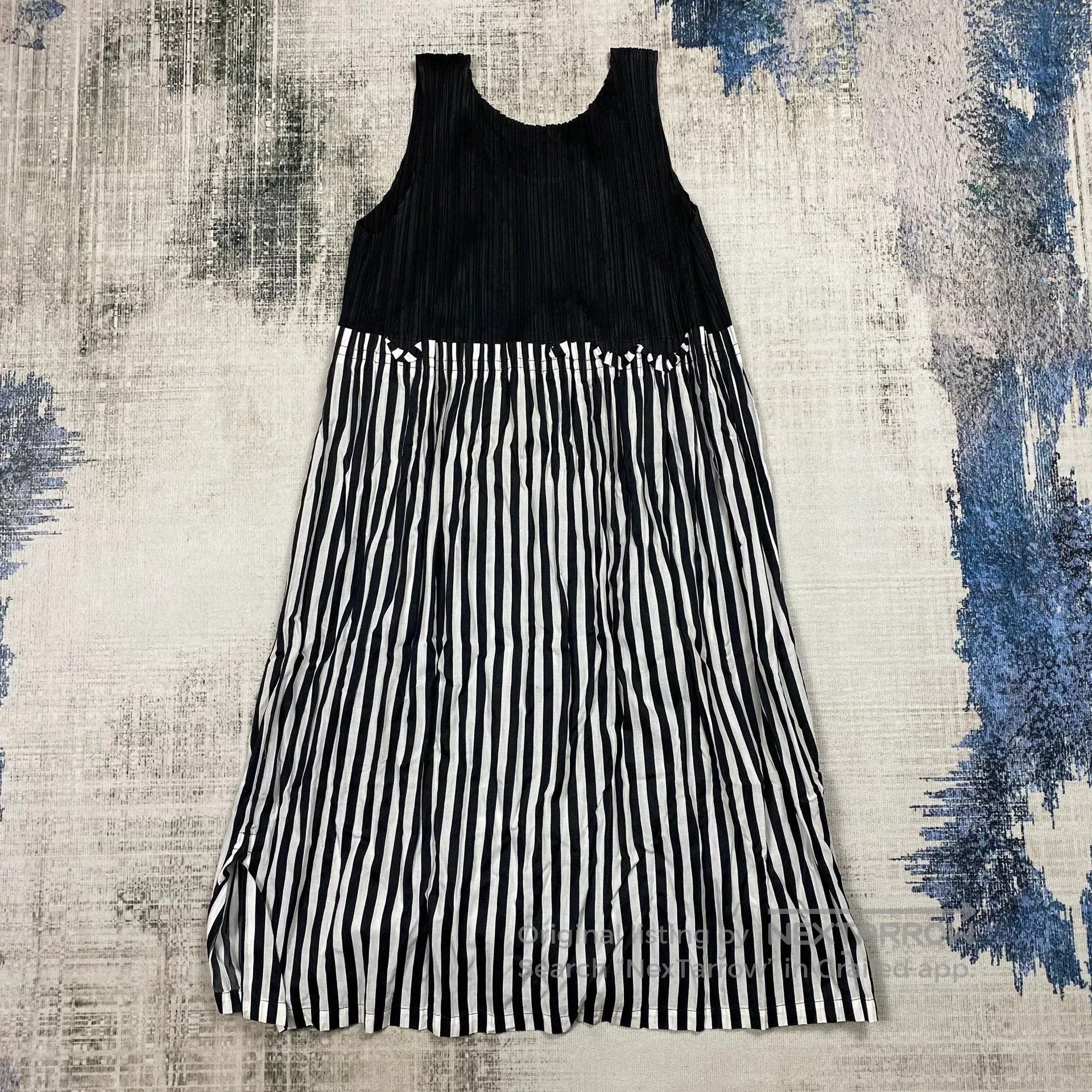 Pleats Please Issey Miyake Issey Miyake Pleats Please Striped Dress. Size L / US 10 / IT 46 - 6 Thumbnail
