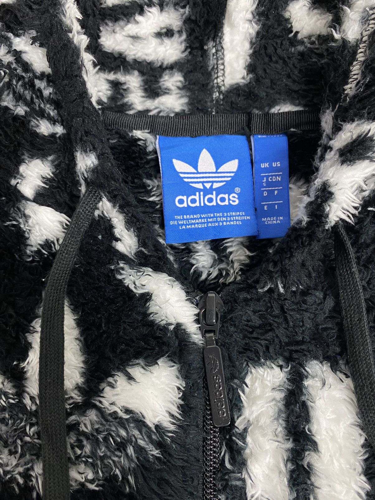 Adidas Rare‼️ ADIDAS HOODIE FLEECE BIG LOGO FULL PRINT Size US S / EU 44-46 / 1 - 9 Thumbnail