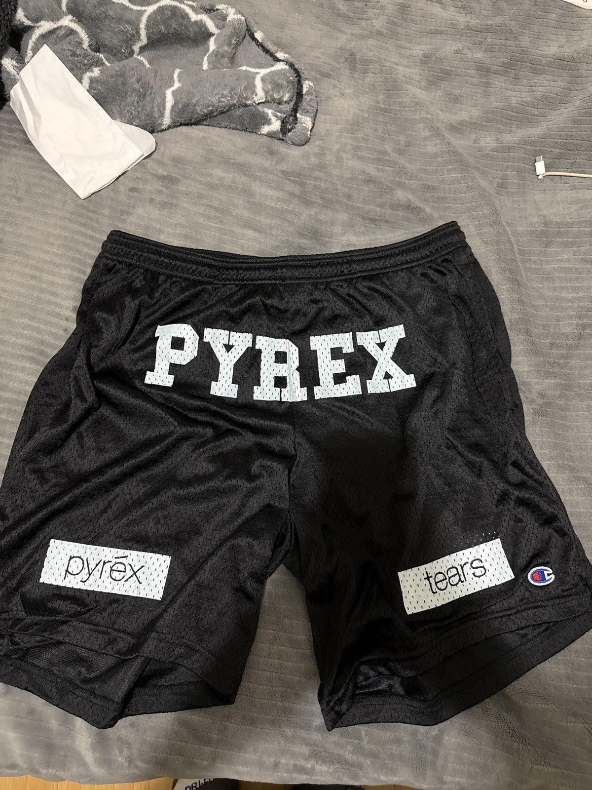 Champion × Pyrex Vision × Virgil Abloh Champion x Pyrex vision