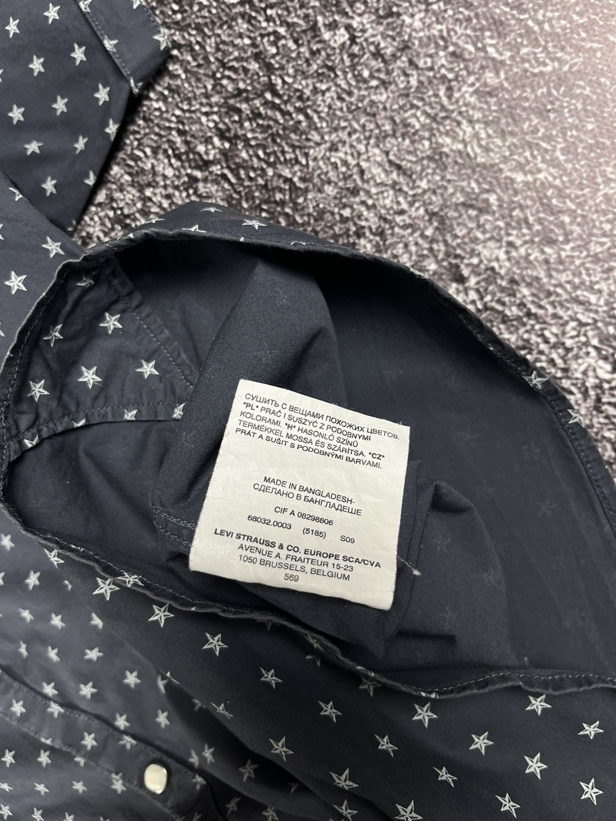 Levi's Vintage Levi’s Stars Print Western Short Sleeve Button Shirt Size US L / EU 52-54 / 3 - 7 Thumbnail