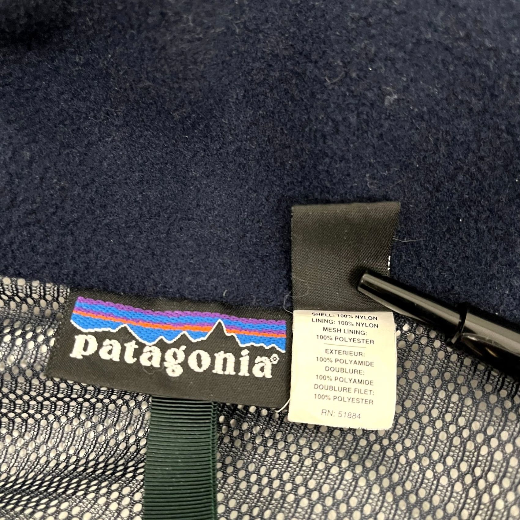 Patagonia Patagonia Jacket Mens L Green Nylon Windbreaker Hooded Stowaway Zip Pockets 83813 Size US L / EU 52-54 / 3 - 4 Thumbnail