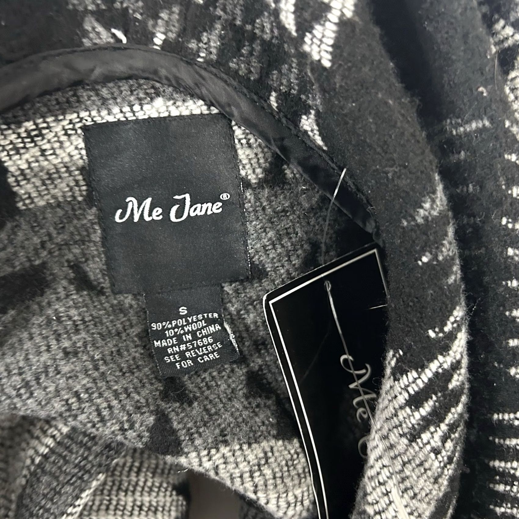 Vintage NWT Me Jane Small Wool Blend Wrap Coat Black Gray Native Southwest Knit Women's Small Wool Blend Wrap Coat Size S / US 4 / IT 40 - 3 Thumbnail
