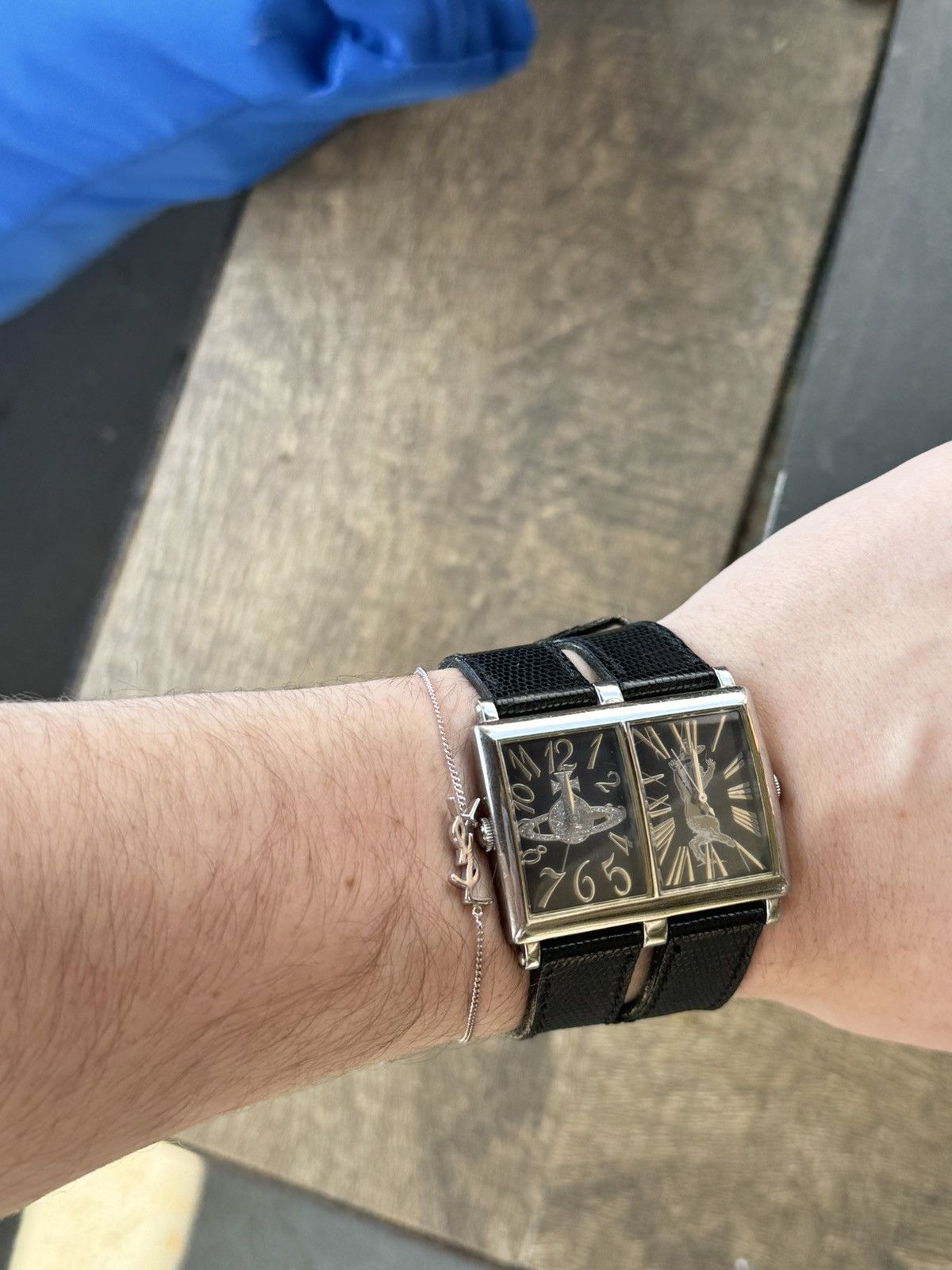 Vivienne Westwood Vivienne Westwood Double Face Watch Ove