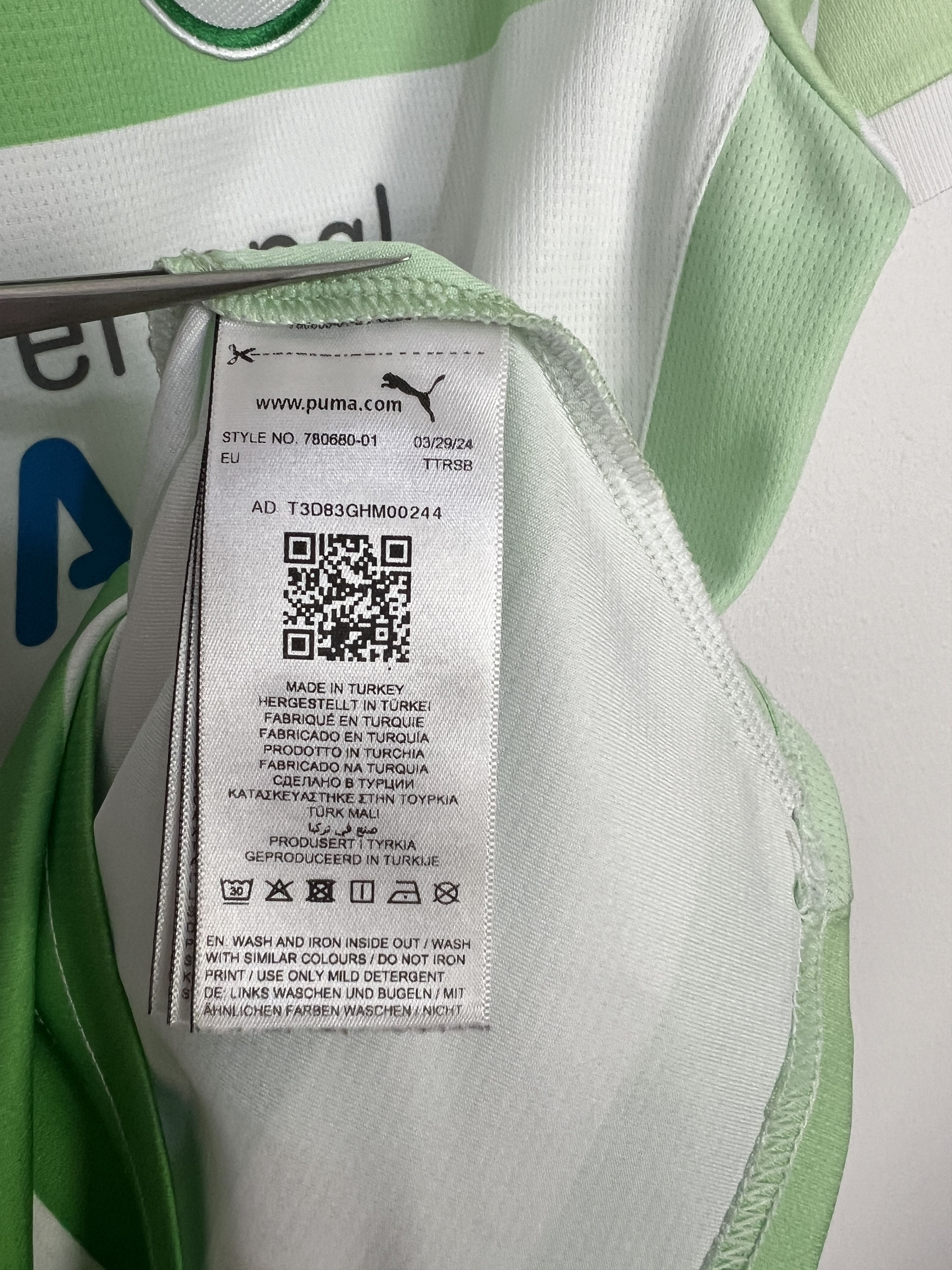 Puma Greuther Furth Home football shirt 2024 Soccer Puma Jersey Size US XL / EU 56 / 4 - 8 Thumbnail