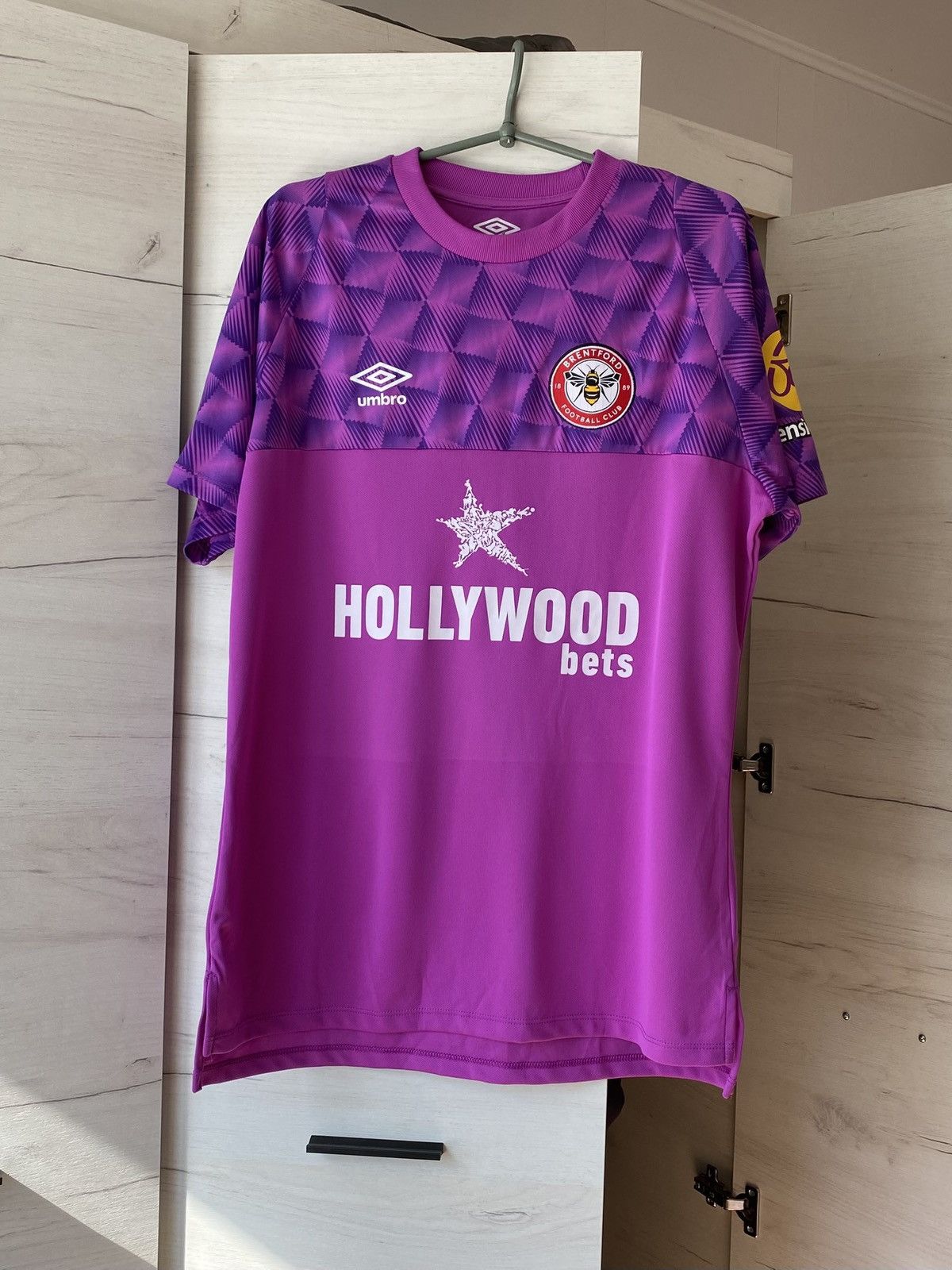 Brentford GK Shirt Strakosha #21 EPL