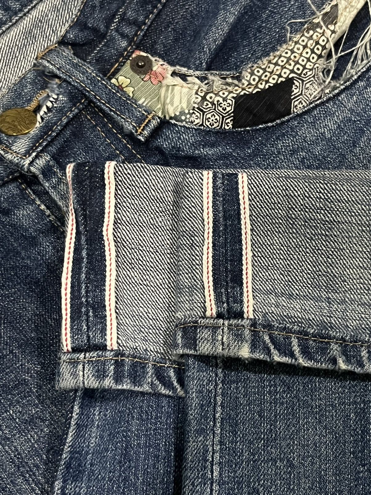 Japanese Brand × Le Grande Bleu (L.G.B.) × Takeo Kikuchi Vintage Takeo Kikuchi Japan Sakura Sukajan Selvedge Jeans Size US 33 - 13 Thumbnail