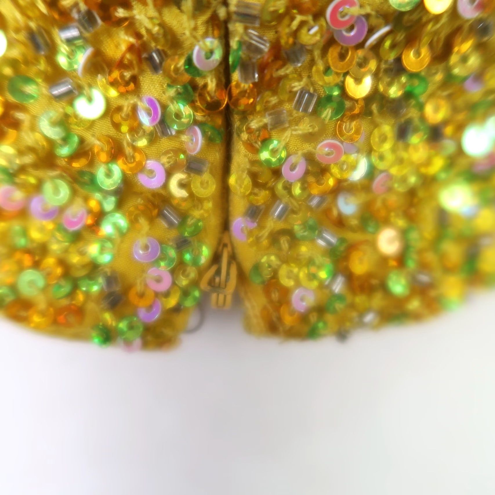 Vintage VINTAGE 90s Yellow Sequin Beaded Shimmering Cami Crop Top S Tank Sleeveless Zip Party/Cocktail Formal Womens Boys Girls? Size S / US 4 / IT 40 - 5 Thumbnail