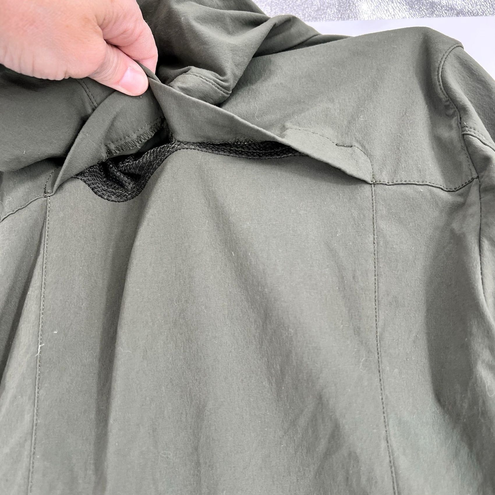 Eddie Bauer VINTAGE? No. Eddie Bauer Womens Travex Cargo Jacket Small Hooded Nylon Stretch Travel Shirt? Size S / US 4 / IT 40 - 6 Thumbnail