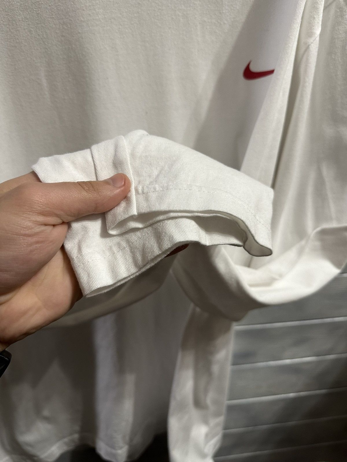 Nike Rare Vintage Long-Sleeve Nike Small Swoosh Y2K style. Size US XL / EU 56 / 4 - 4 Thumbnail